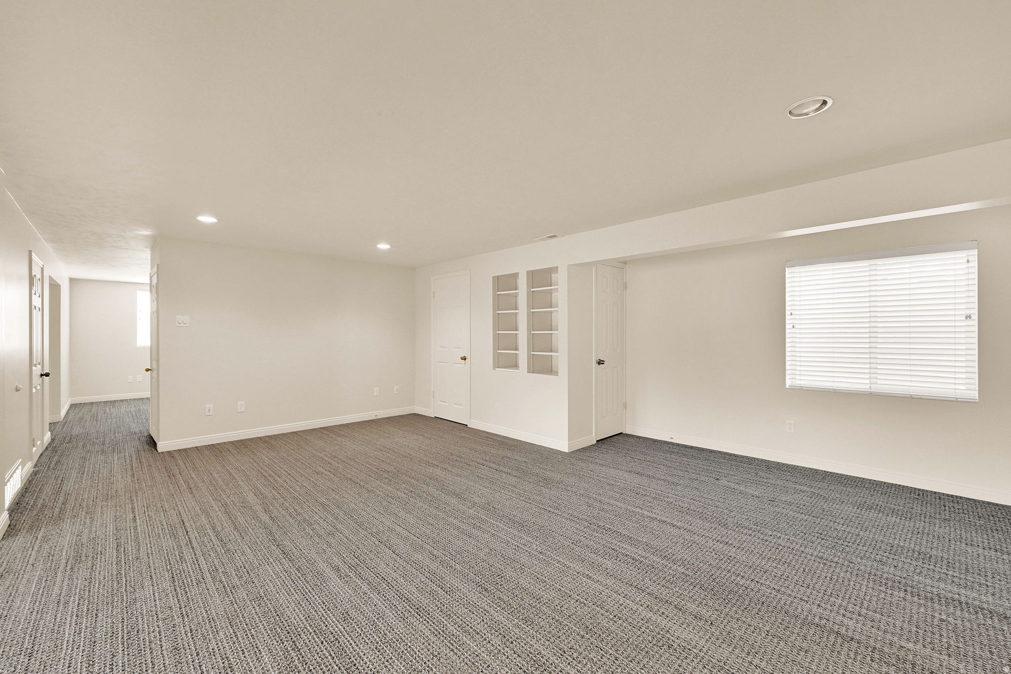 PATIO SPRINGS - Residential