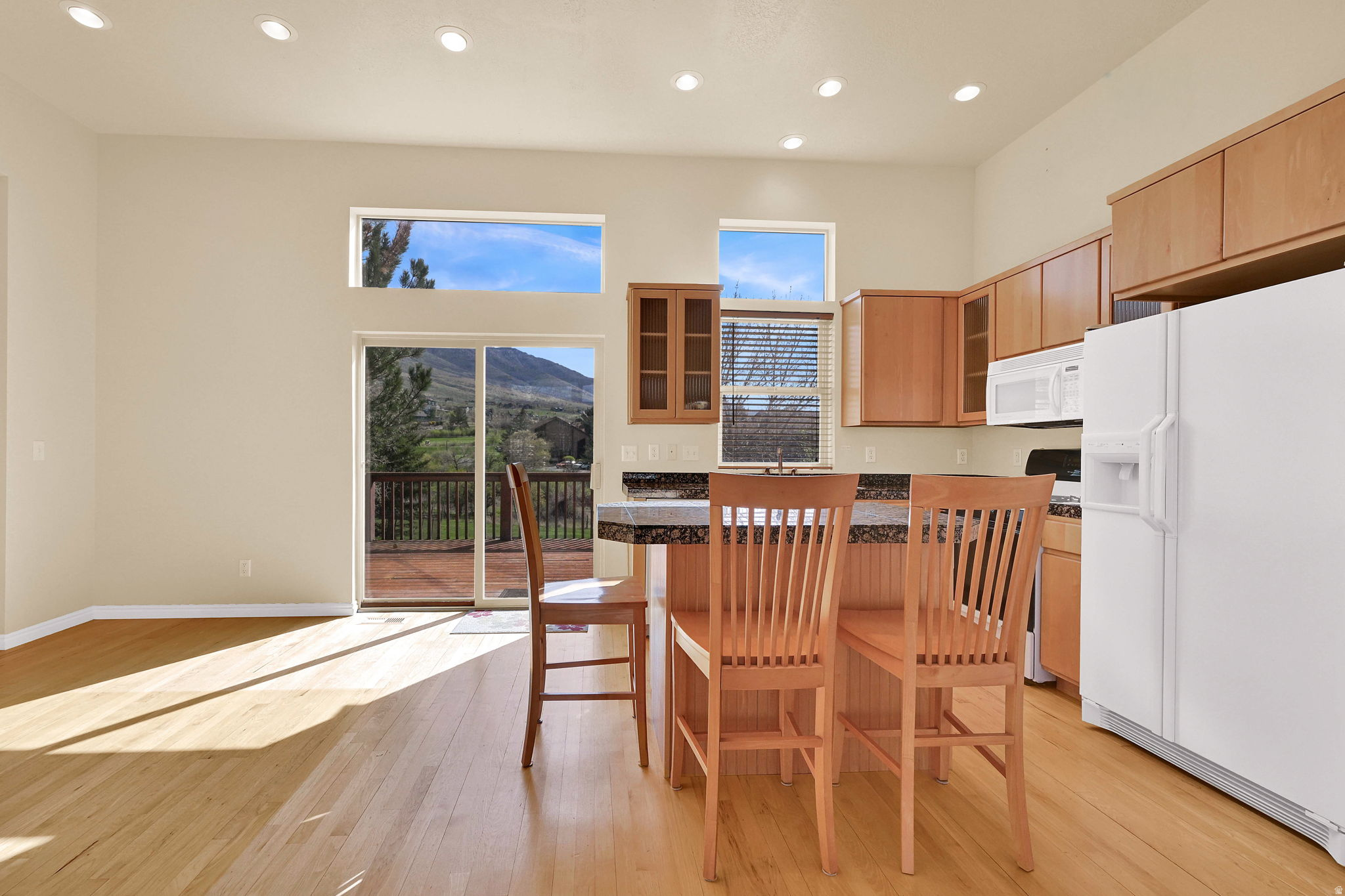 PATIO SPRINGS - Residential