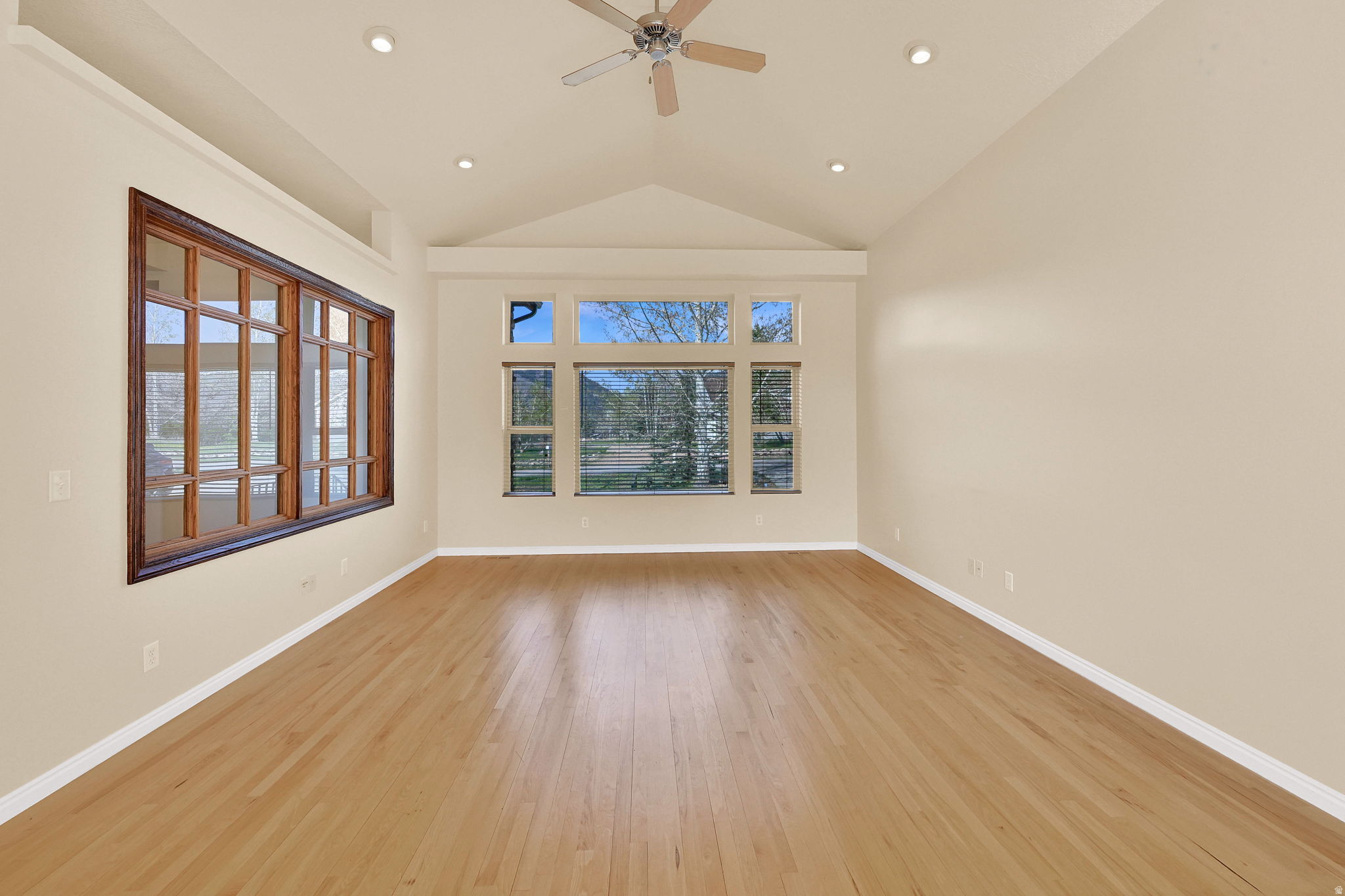 PATIO SPRINGS - Residential