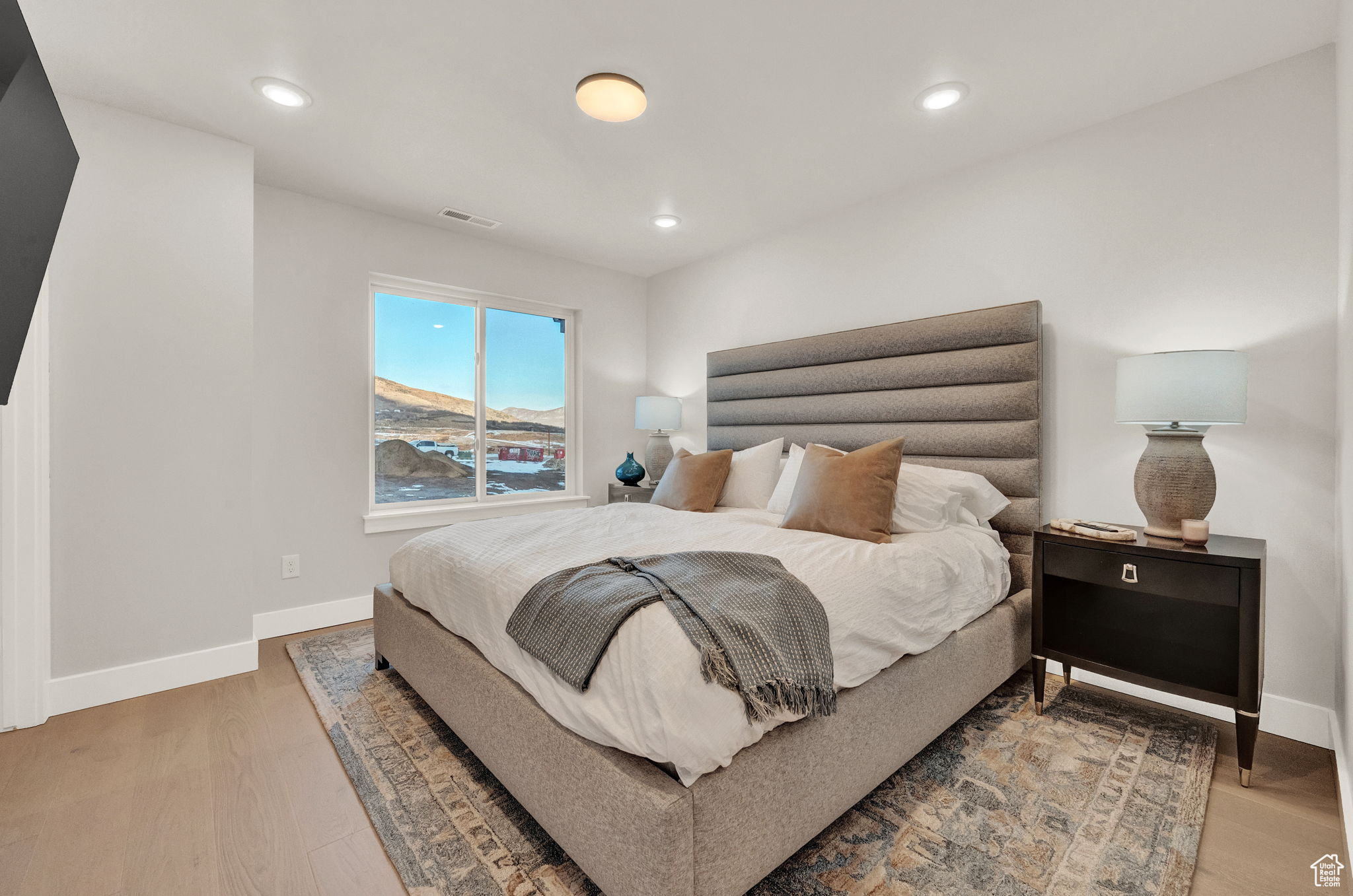 SAGE HEN - Residential