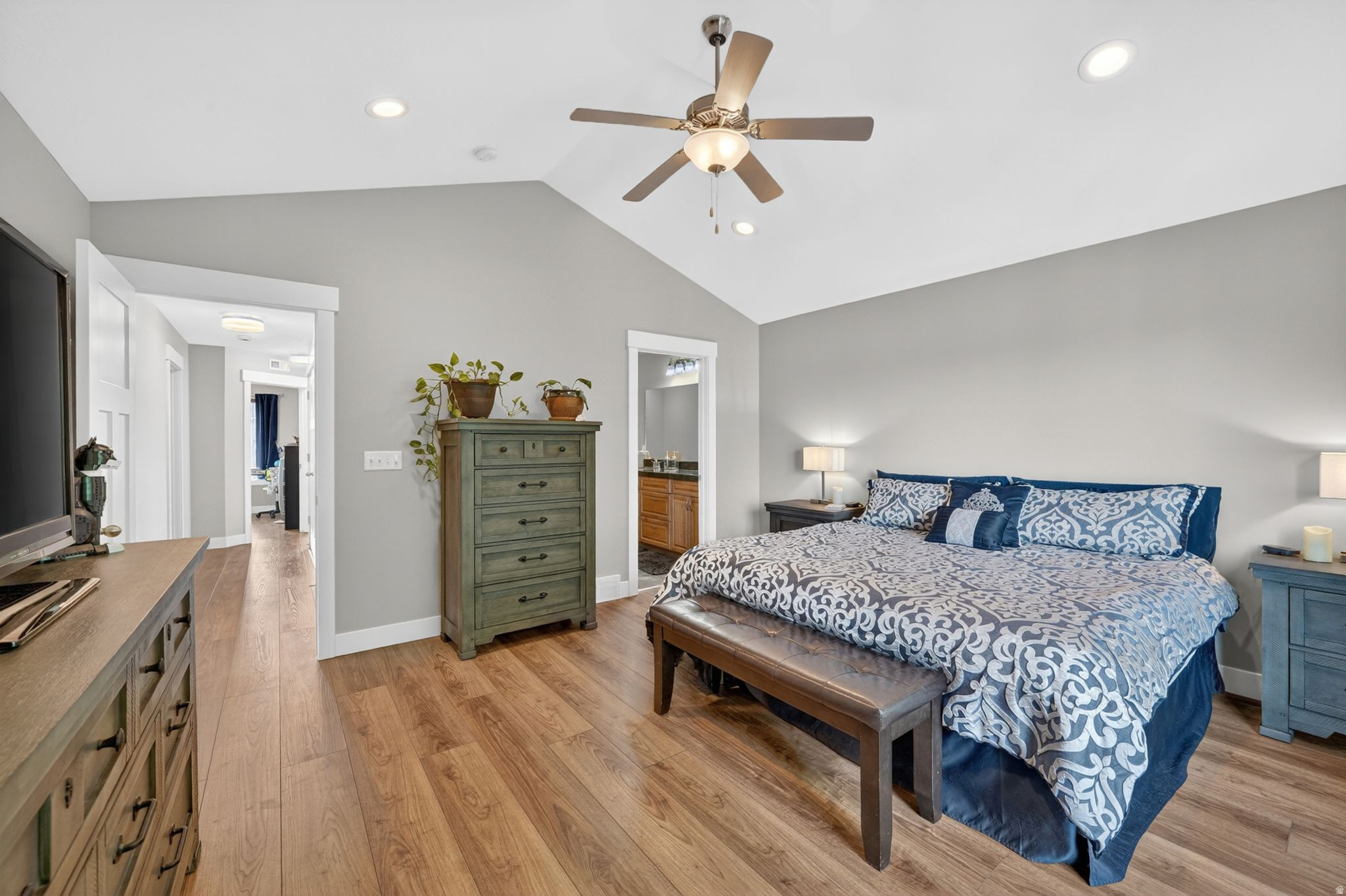 COTTAGES ON 78TH - Residential