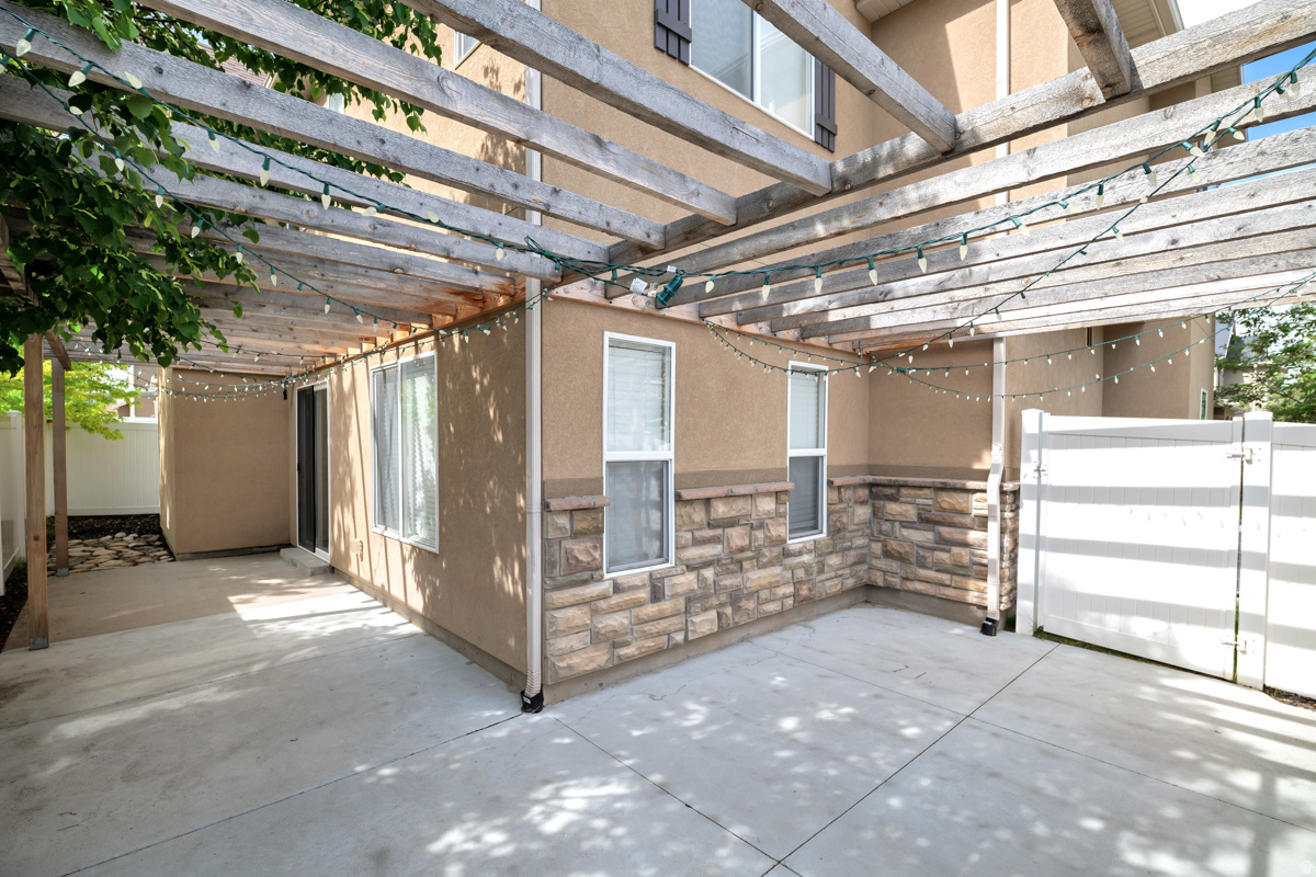 SEASONS AT THE RIDGE - Residential