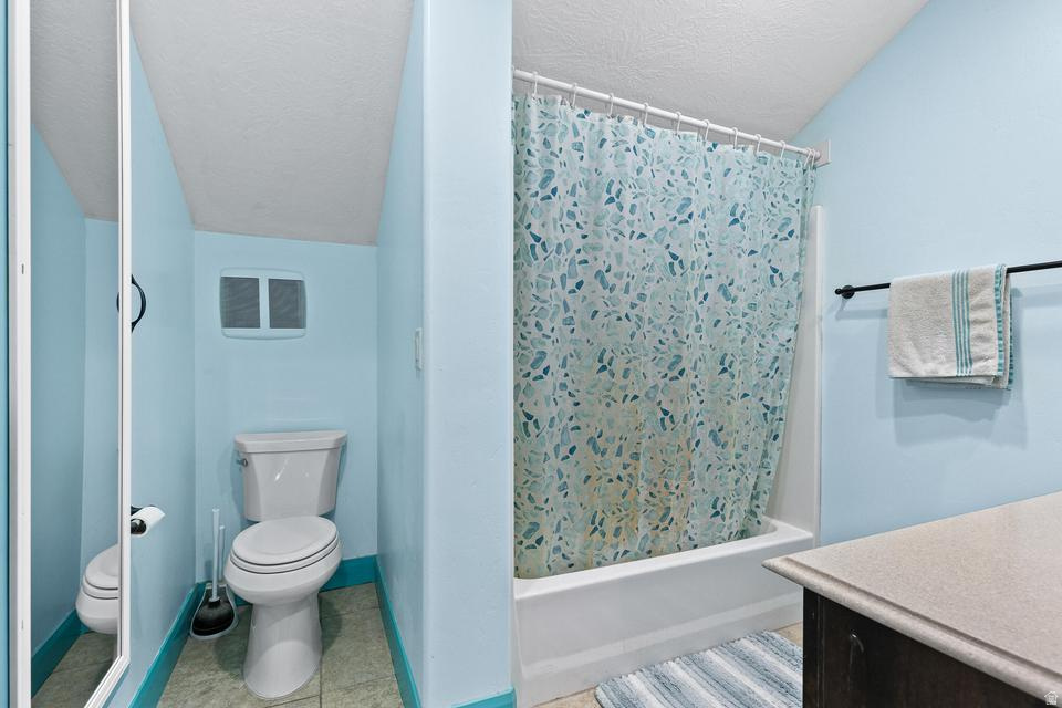 CLUFF MINOR SUBDIVISION - Residential
