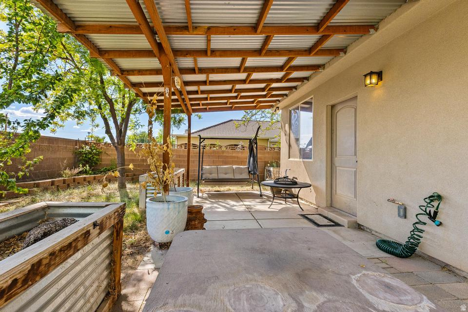 CLUFF MINOR SUBDIVISION - Residential