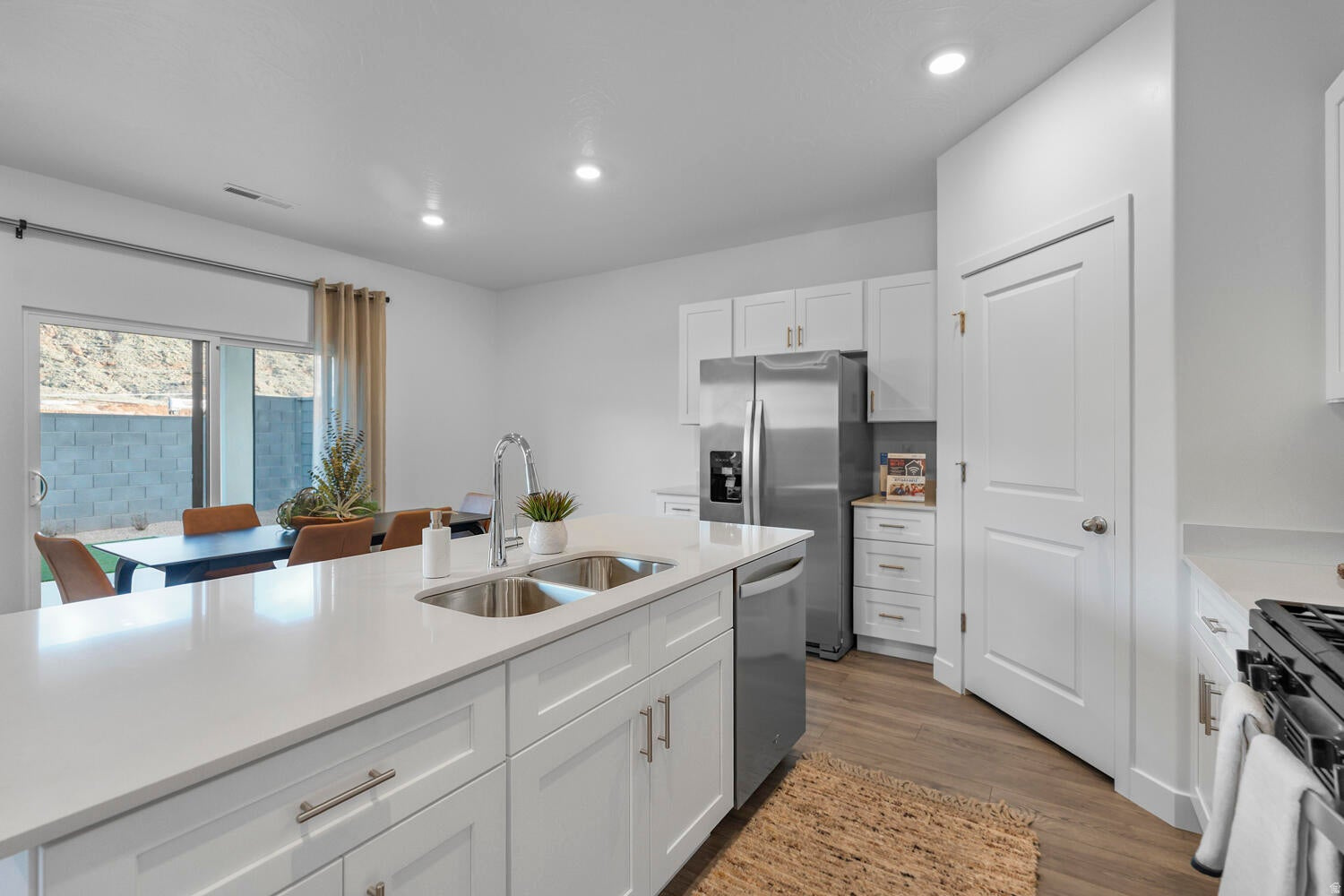 LONG VALLEY - Residential
