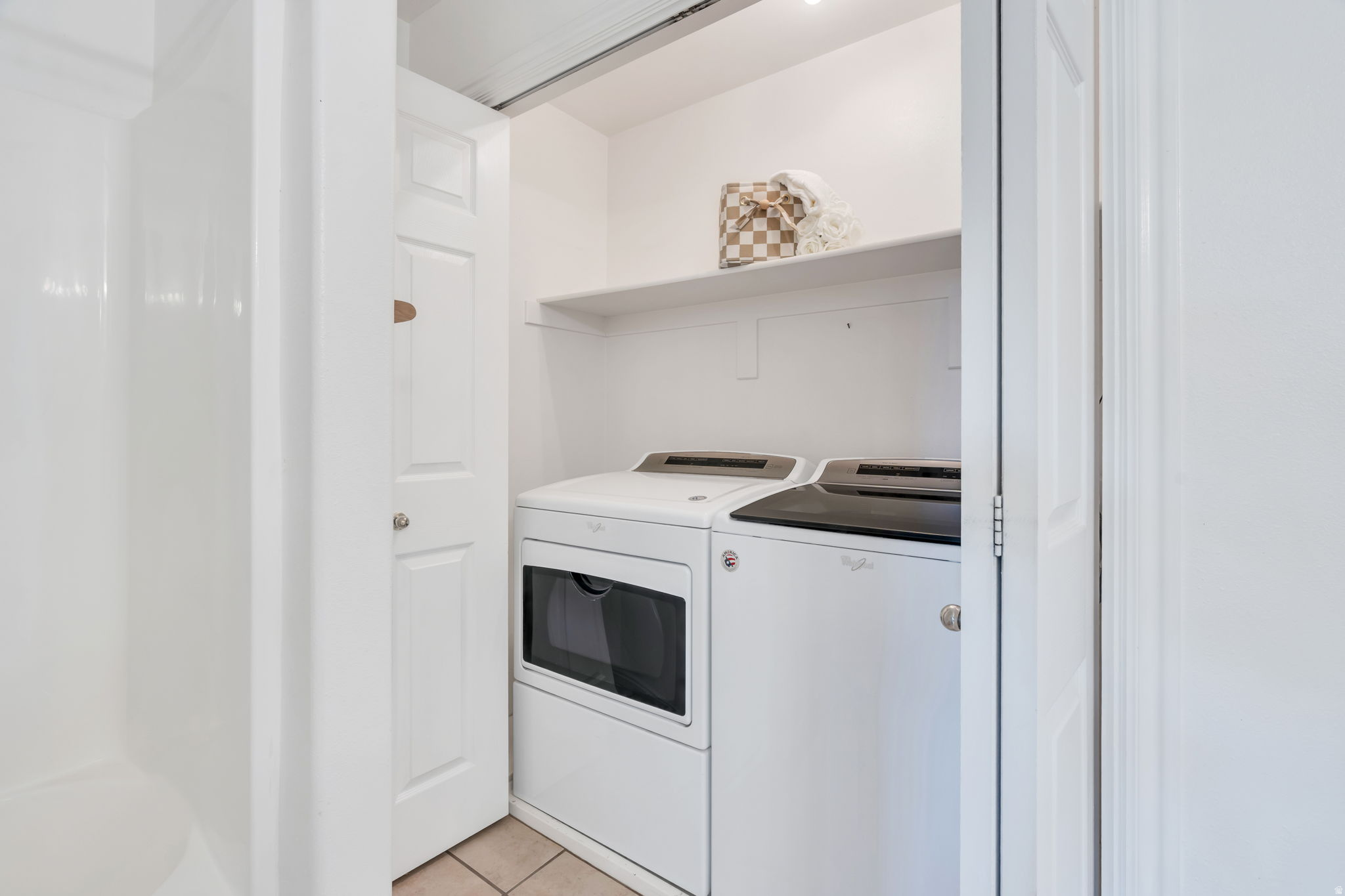 WESTON CONDO - Residential