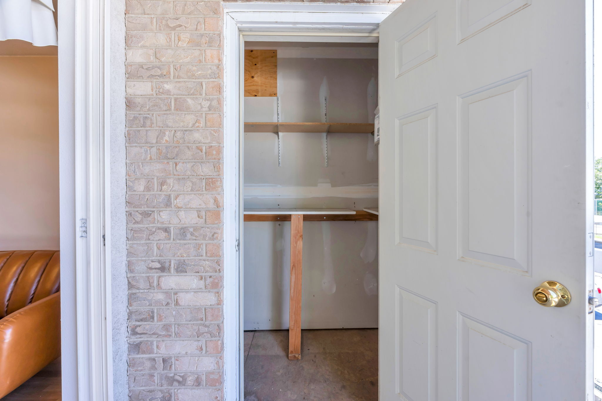 WESTON CONDO - Residential