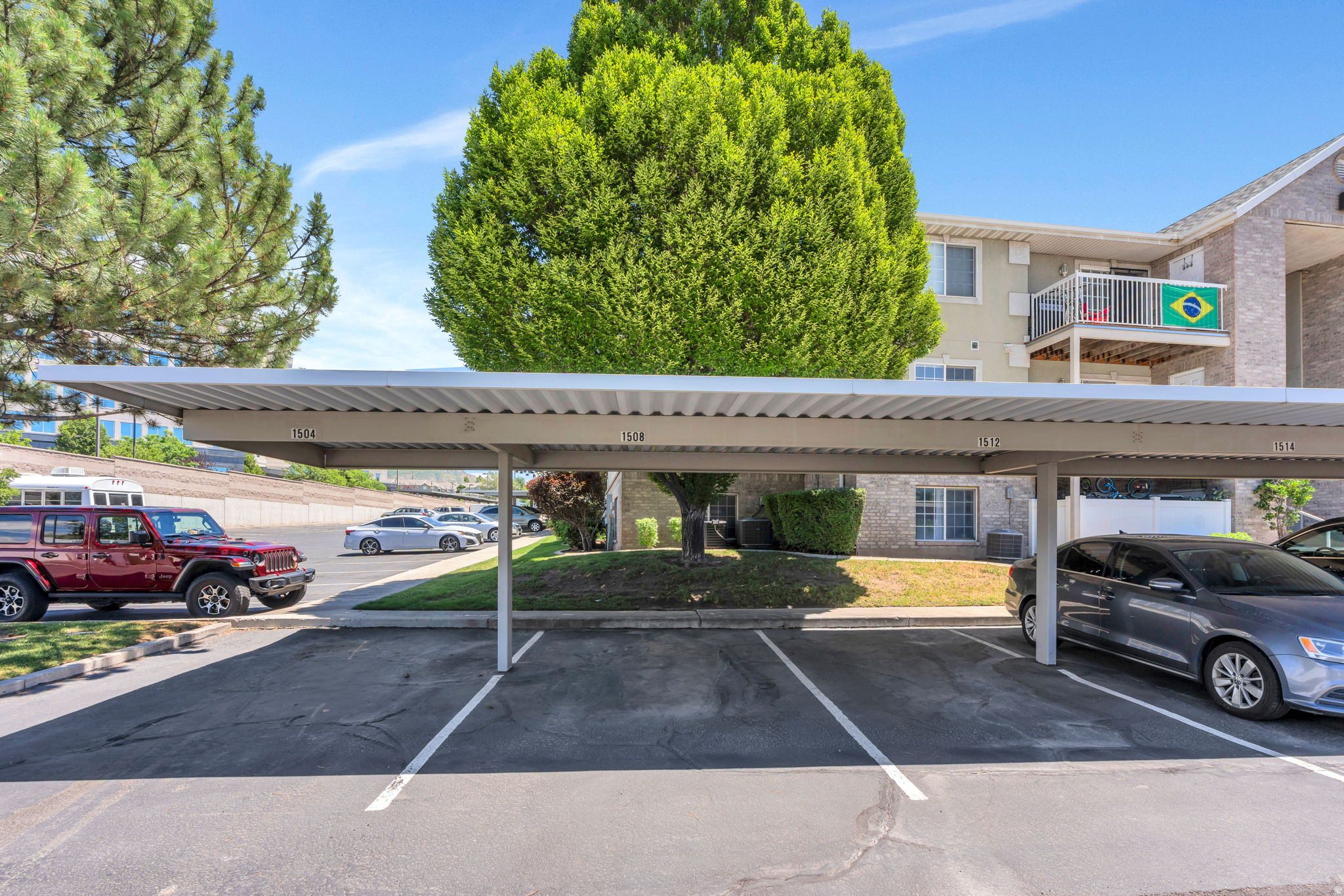 WESTON CONDO - Residential
