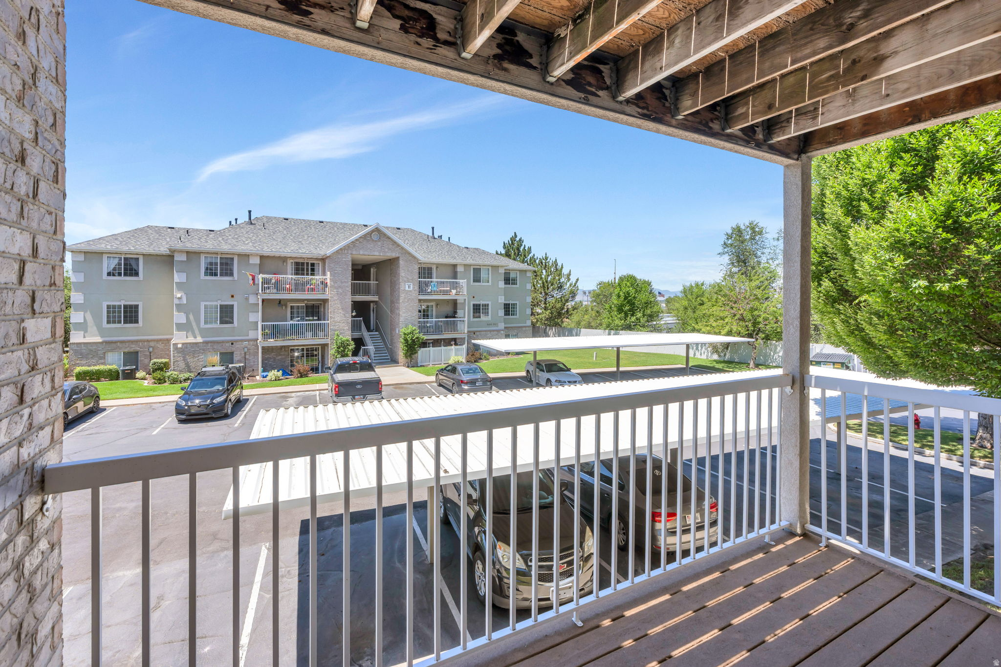 WESTON CONDO - Residential