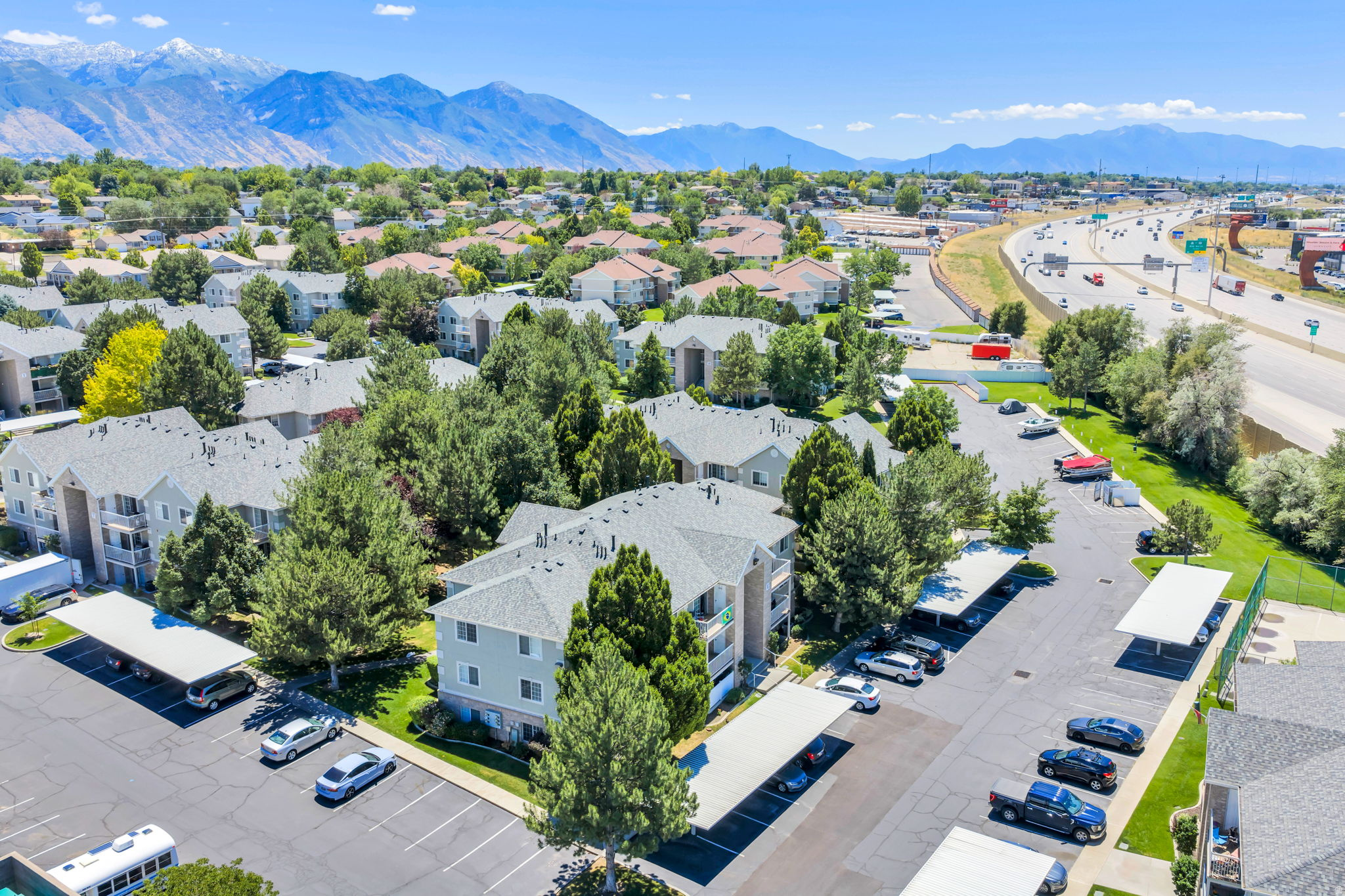 WESTON CONDO - Residential