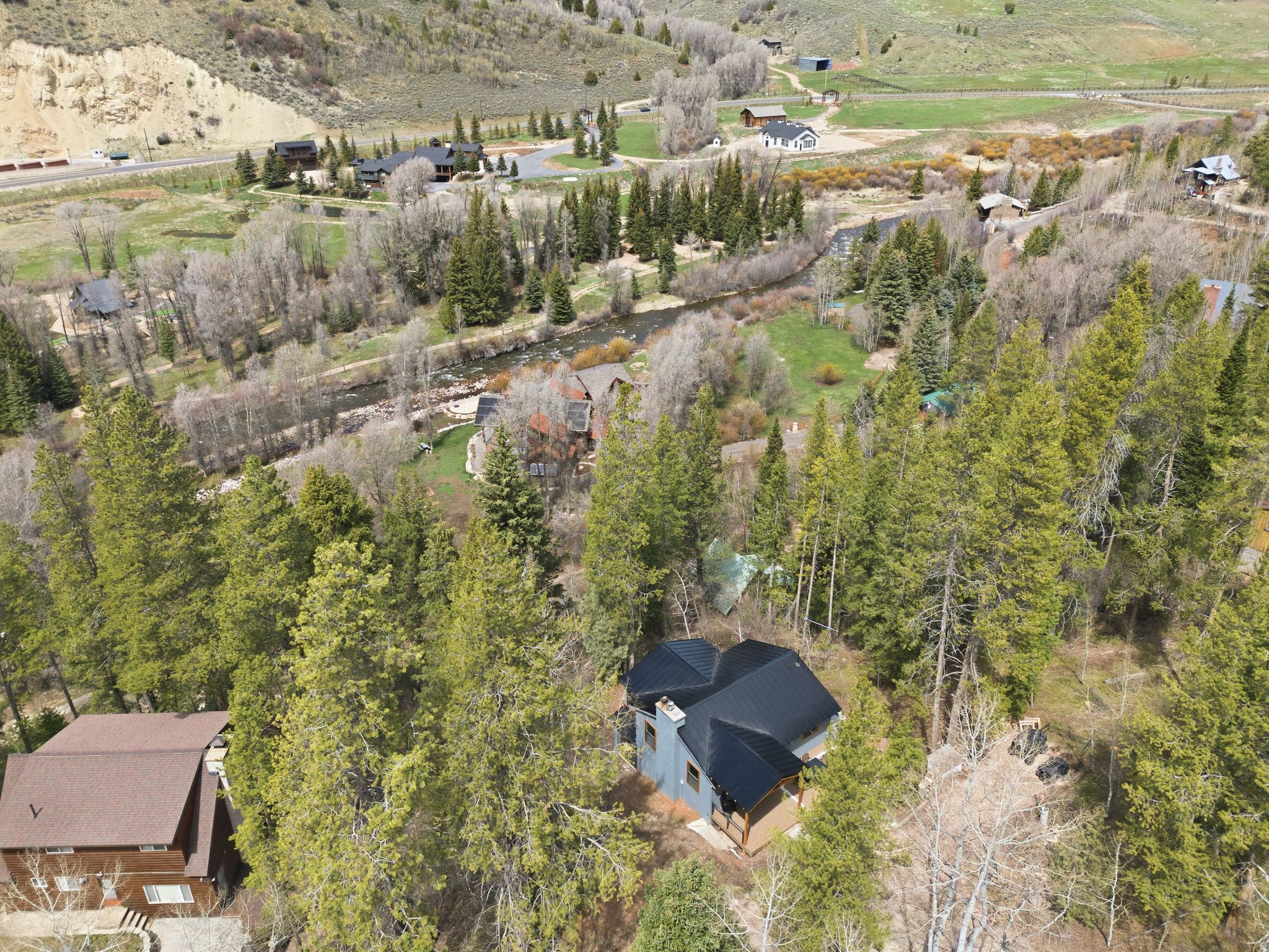 HIDDEN LAKE - Residential