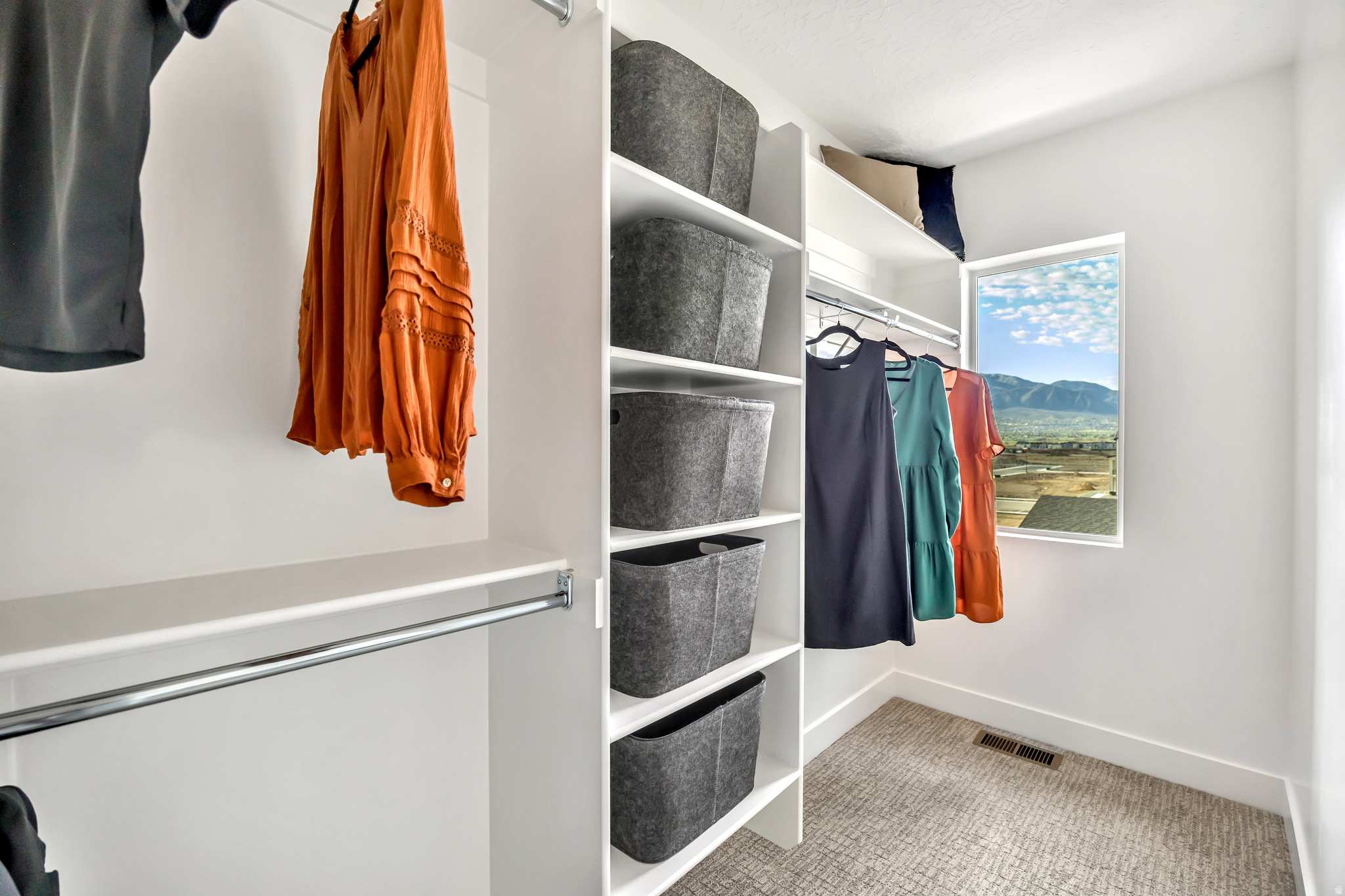 HARMONY PLACE - Residential