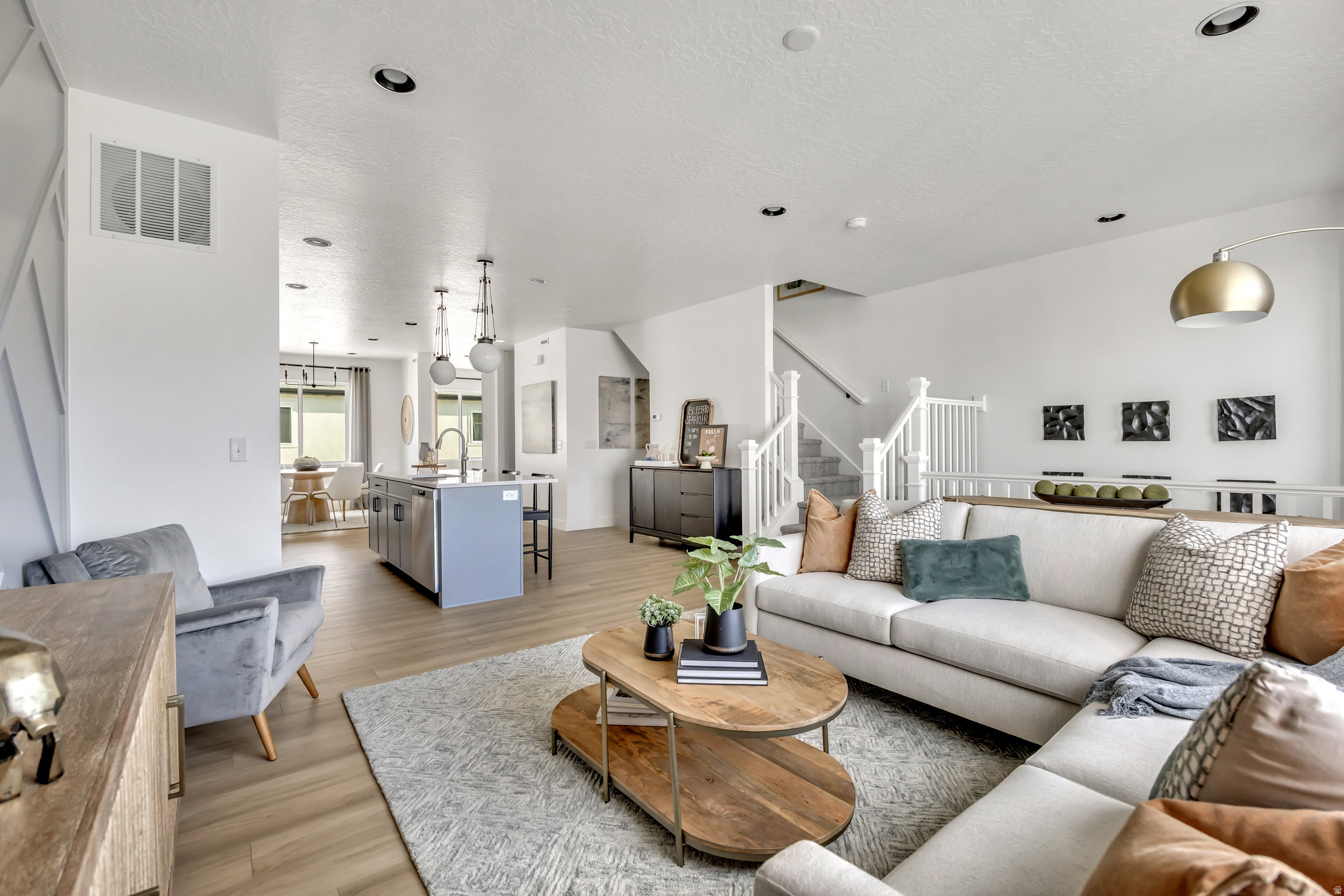 HARMONY PLACE - Residential