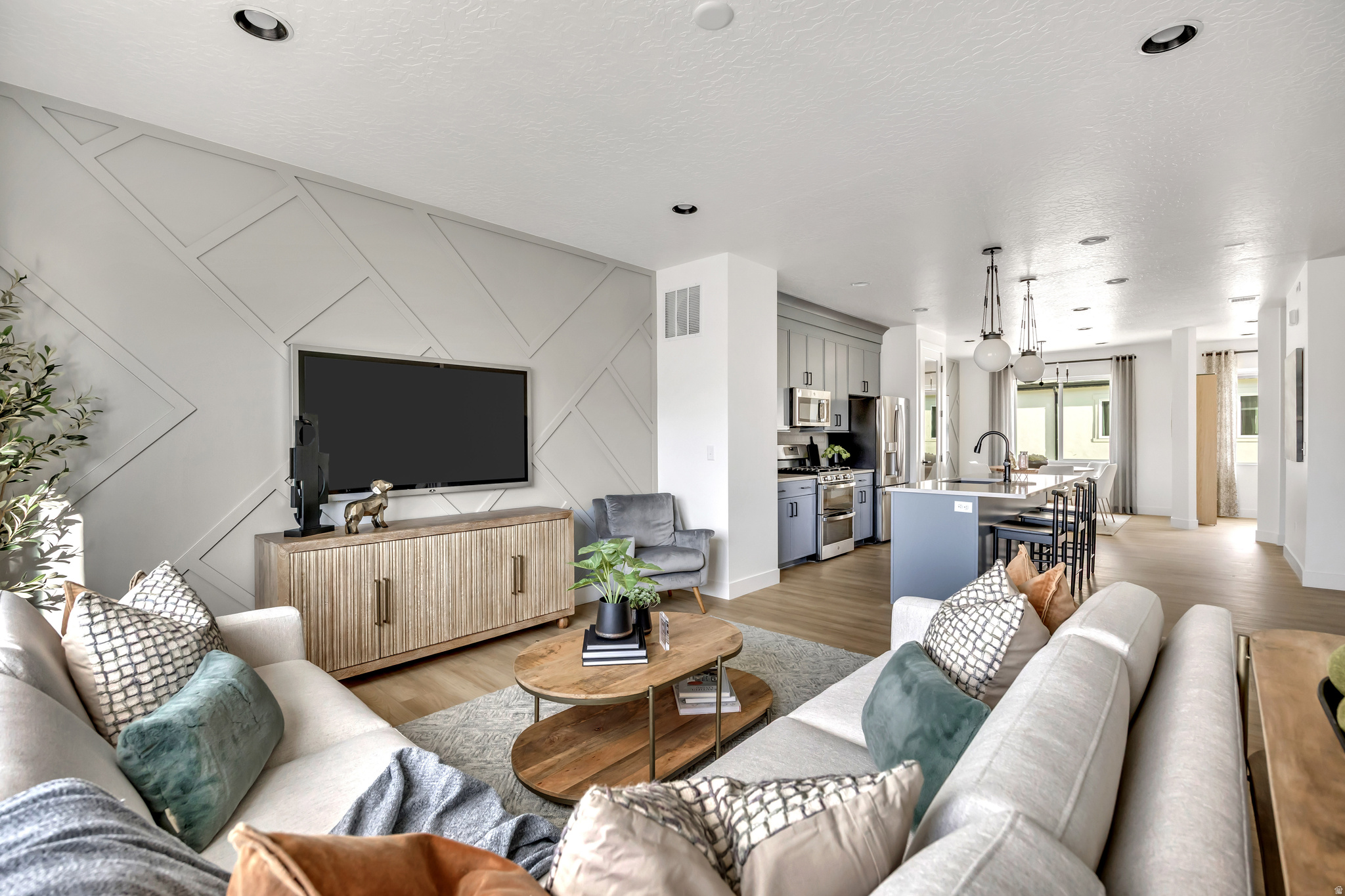 HARMONY PLACE - Residential