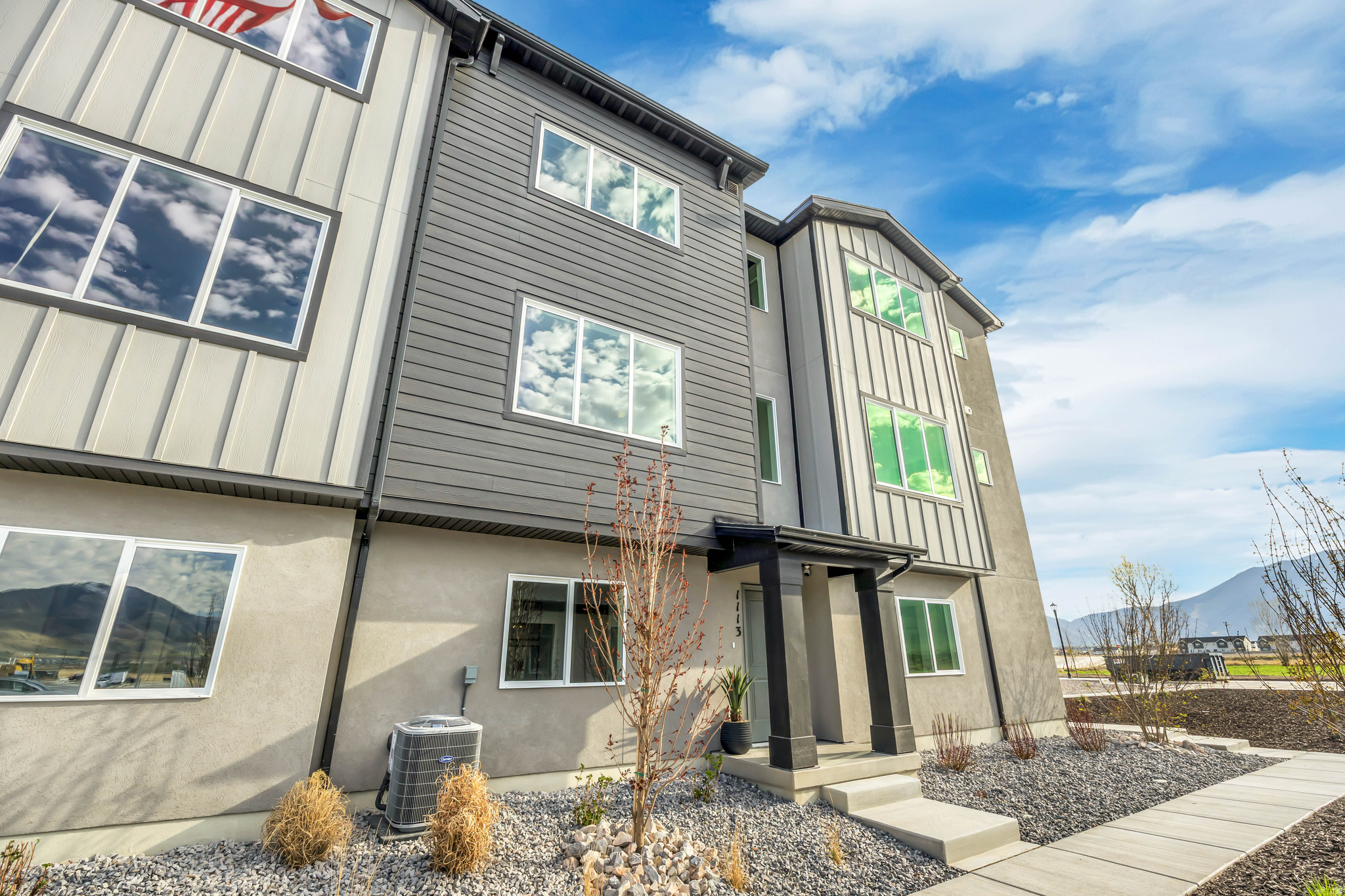 HARMONY PLACE - Residential