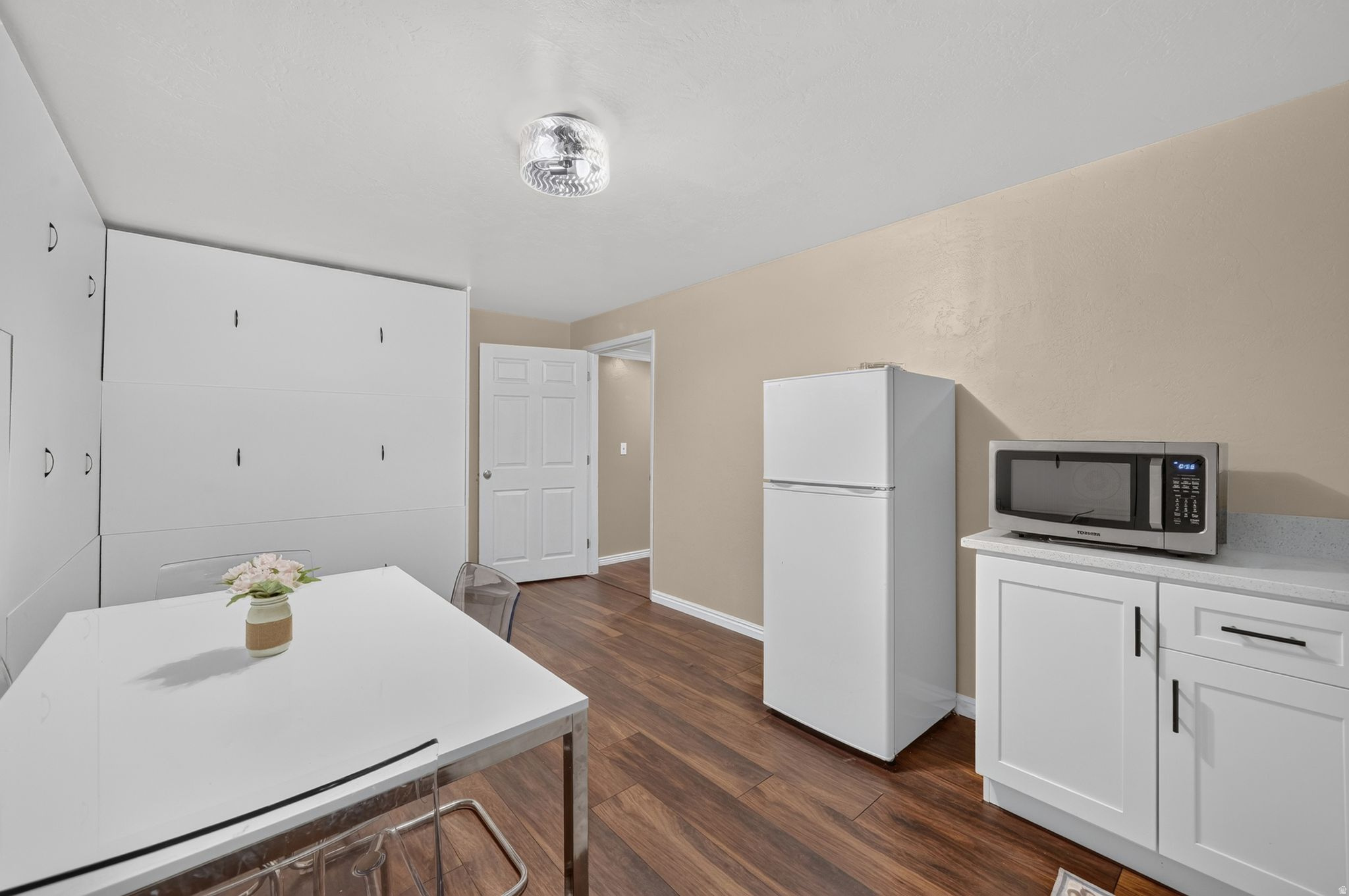 WESTERN SPRINGS - Residential