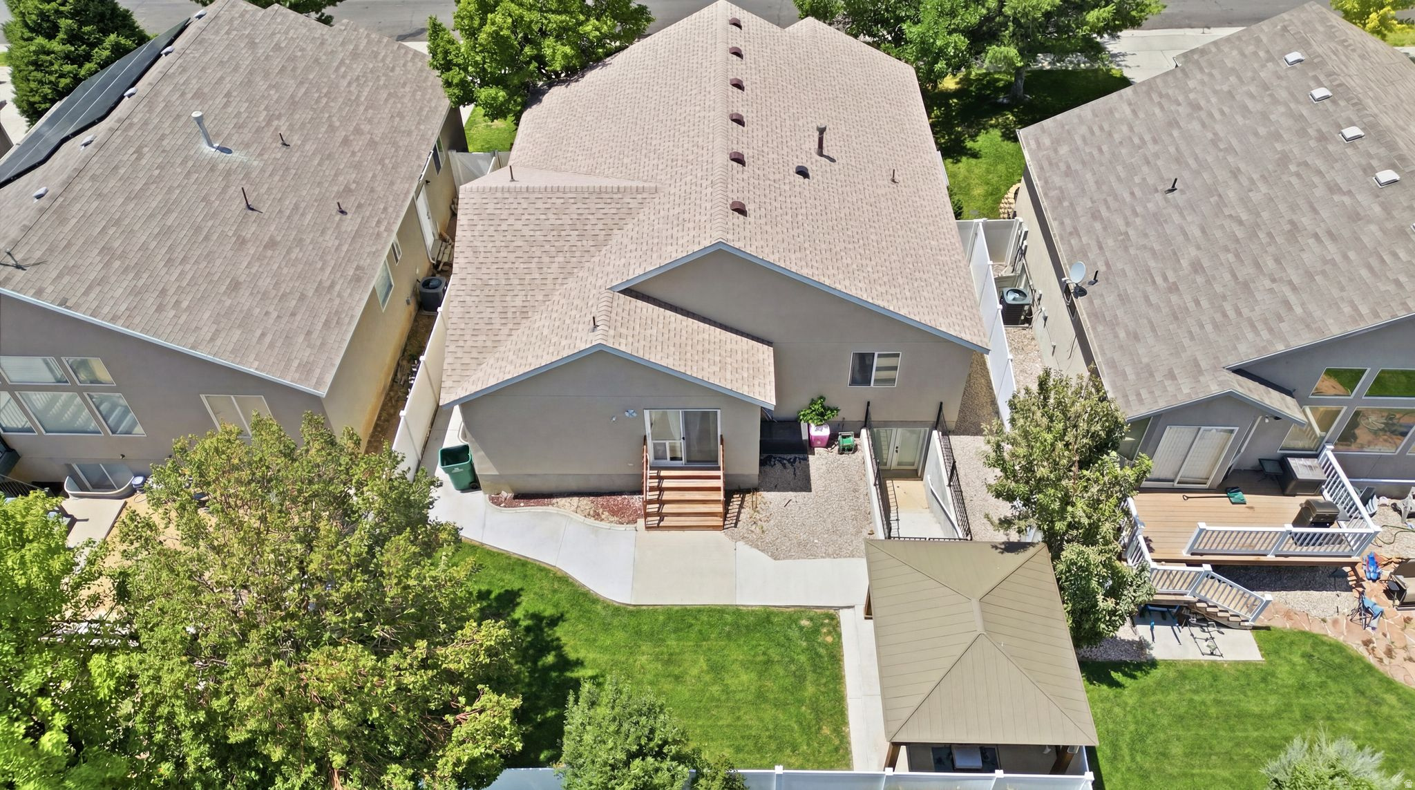 WESTERN SPRINGS - Residential