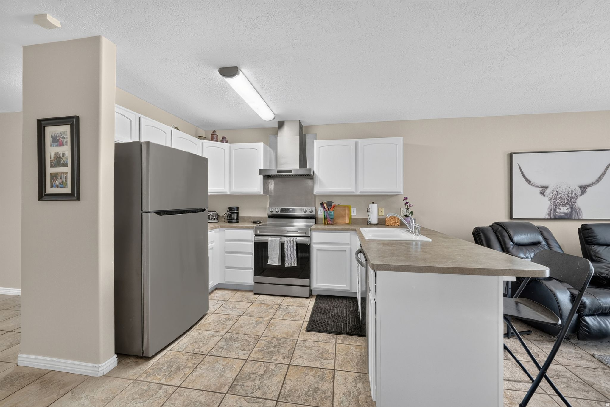 WESTERN SPRINGS - Residential