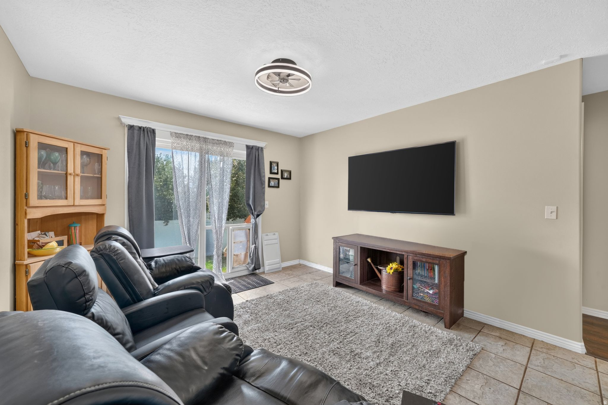 WESTERN SPRINGS - Residential