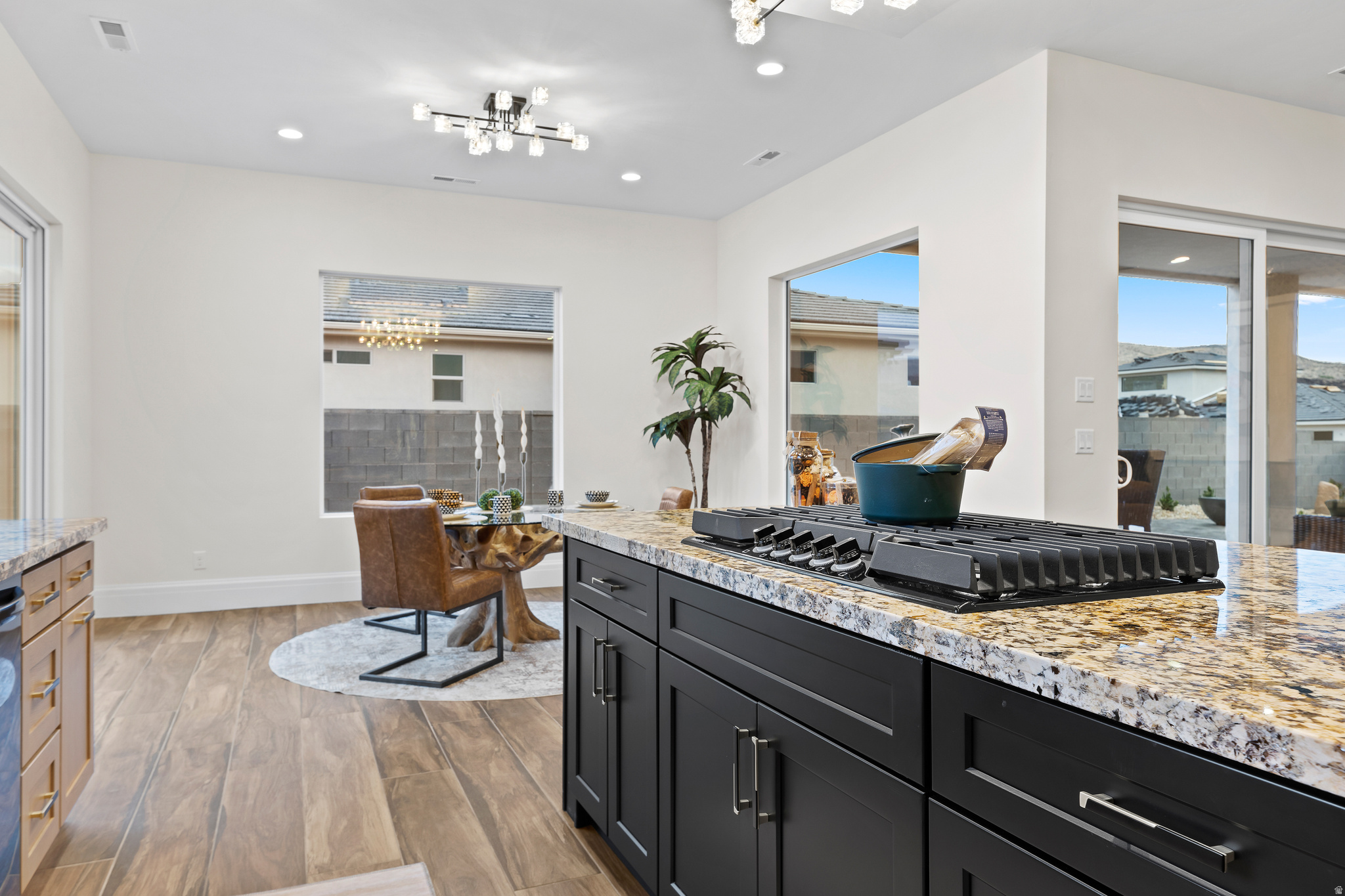 FALCON RIDGE PH 4 - Residential