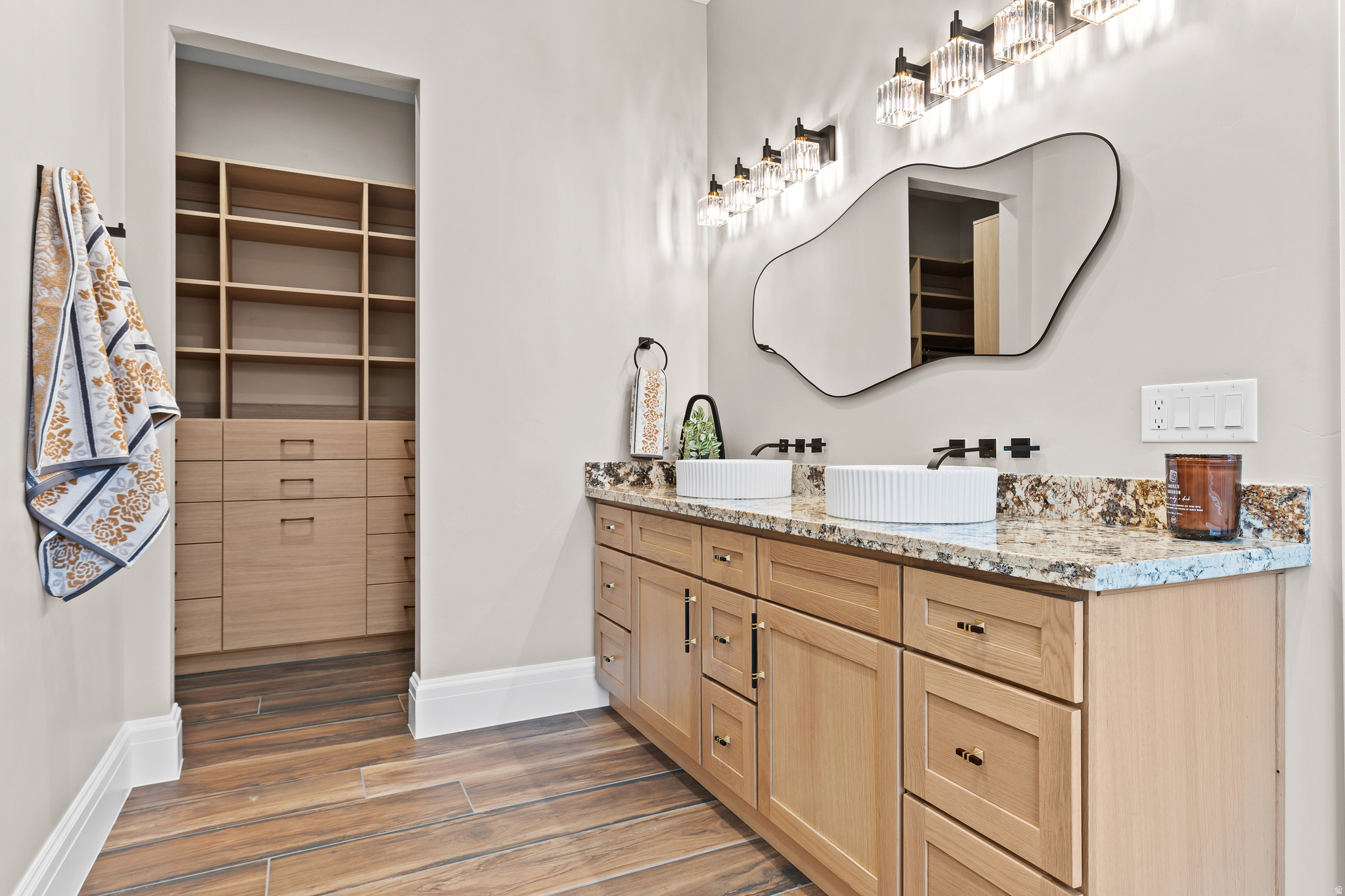 FALCON RIDGE PH 4 - Residential