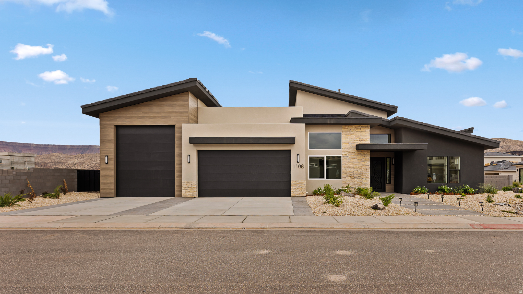 FALCON RIDGE PH 4 - Residential