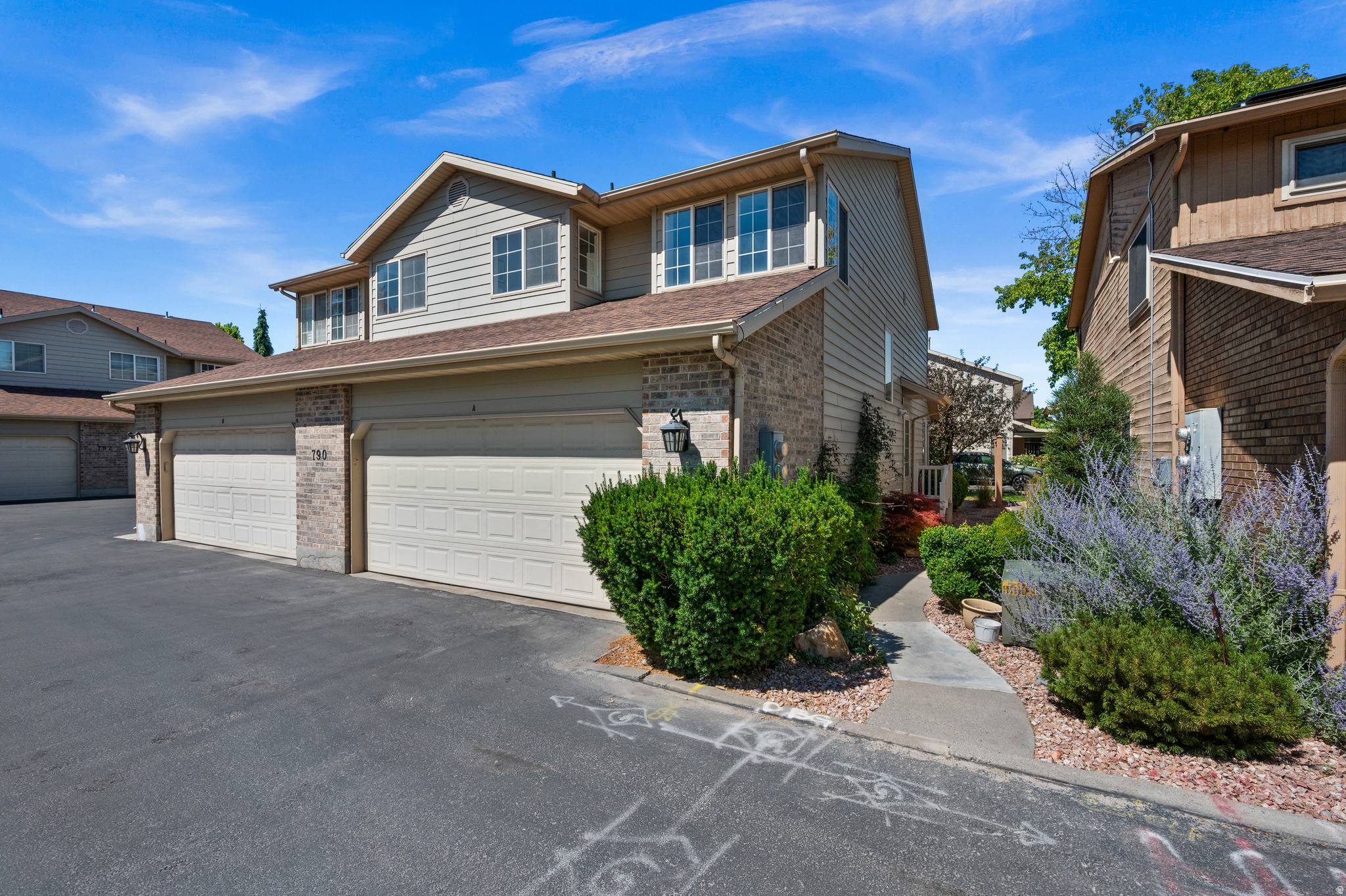 SCOTTBROOK - Residential