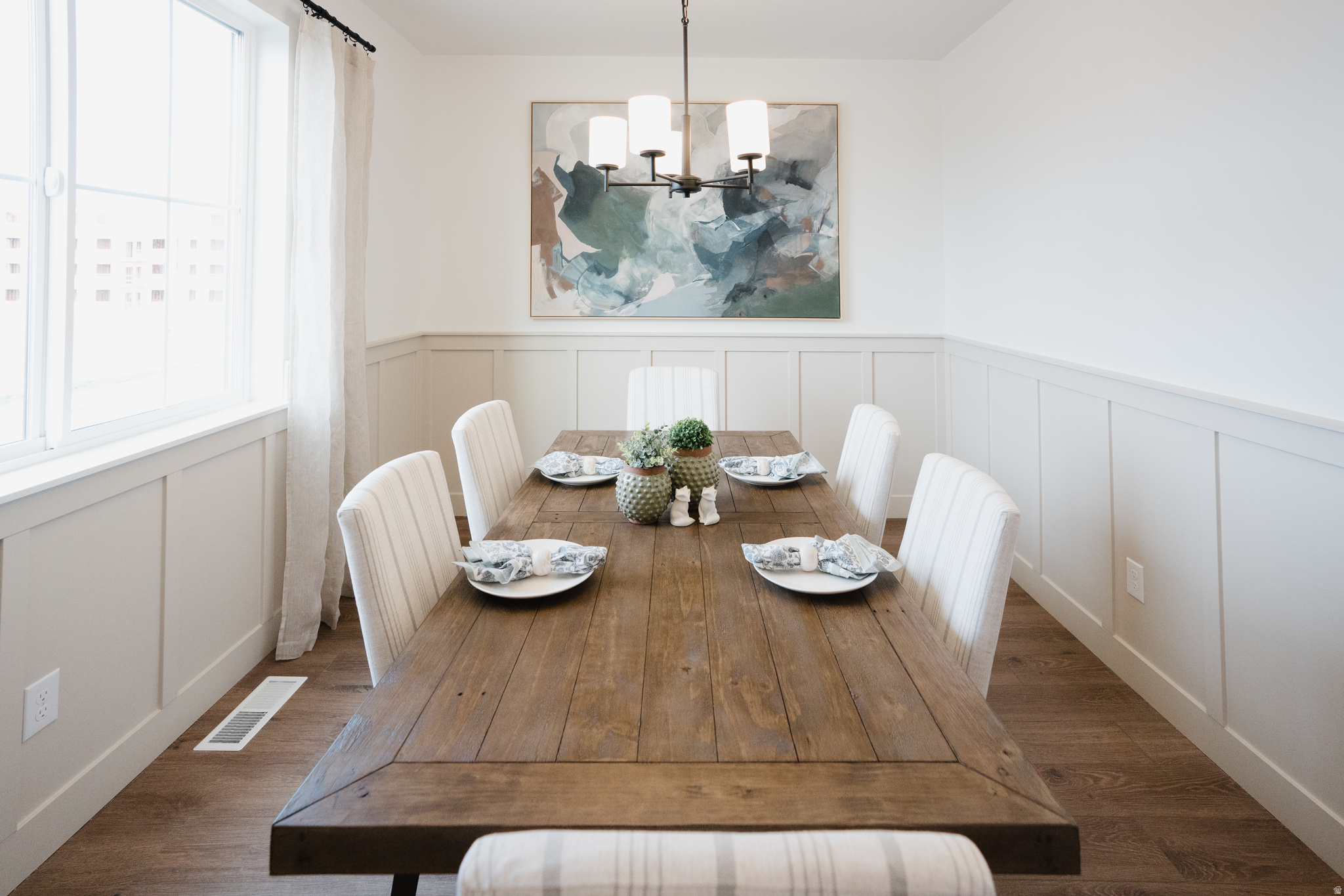 LAKESHORE LANDING - Residential