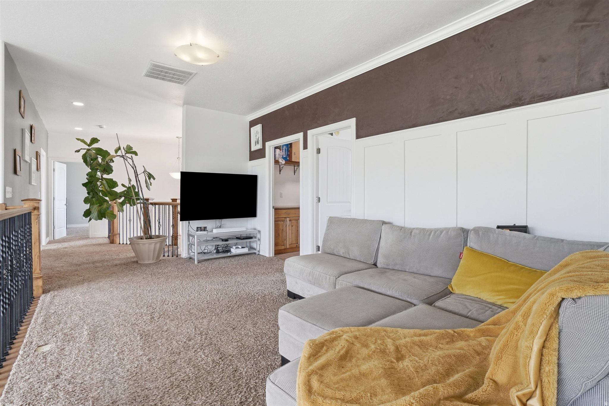 EDEN ACRES - Residential
