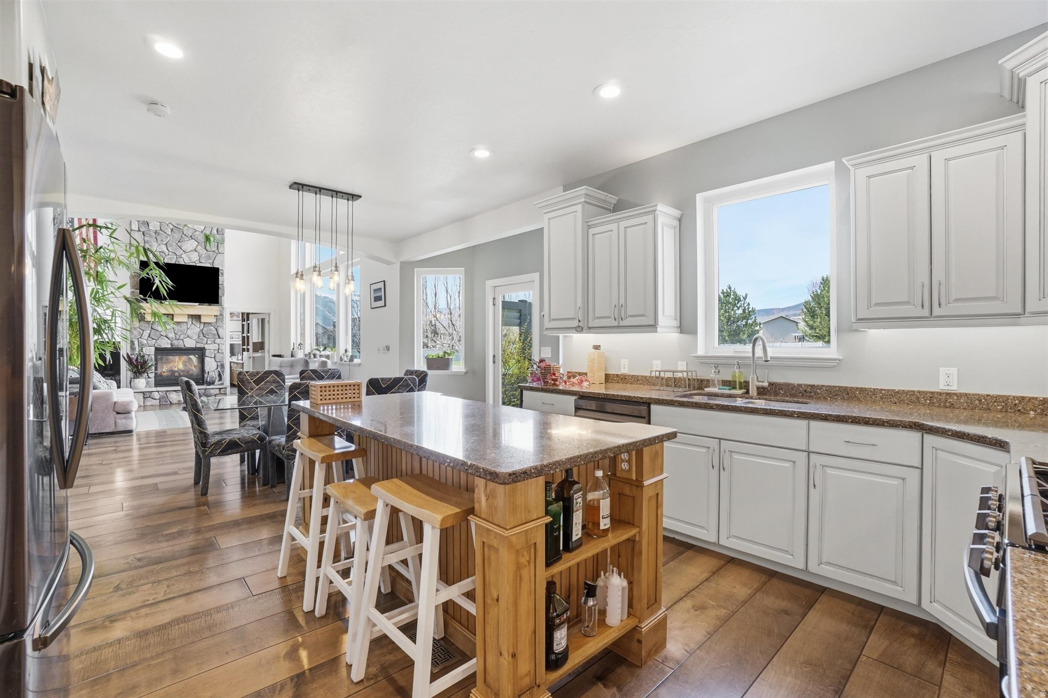 EDEN ACRES - Residential