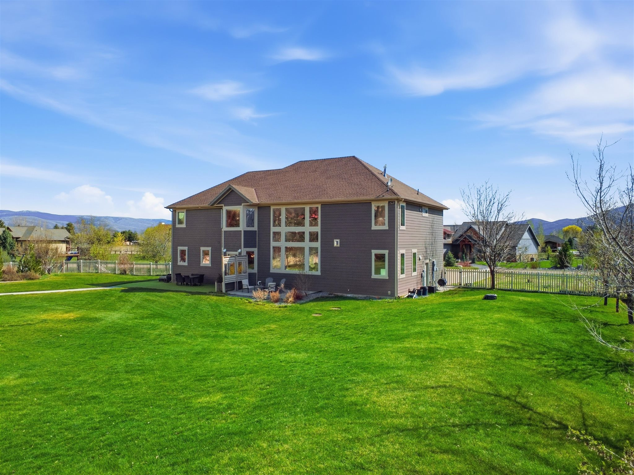 EDEN ACRES - Residential