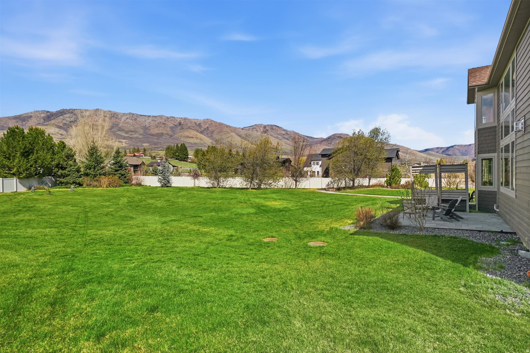 EDEN ACRES - Residential