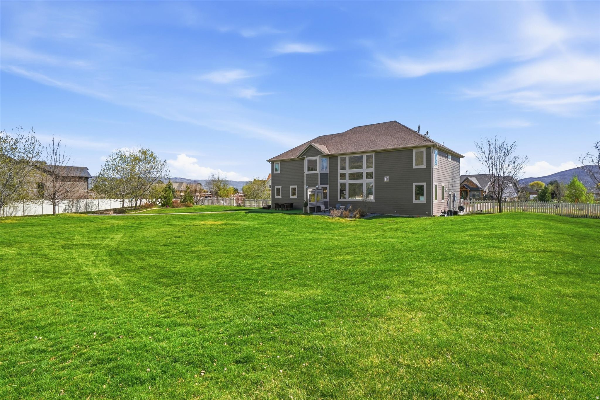 EDEN ACRES - Residential