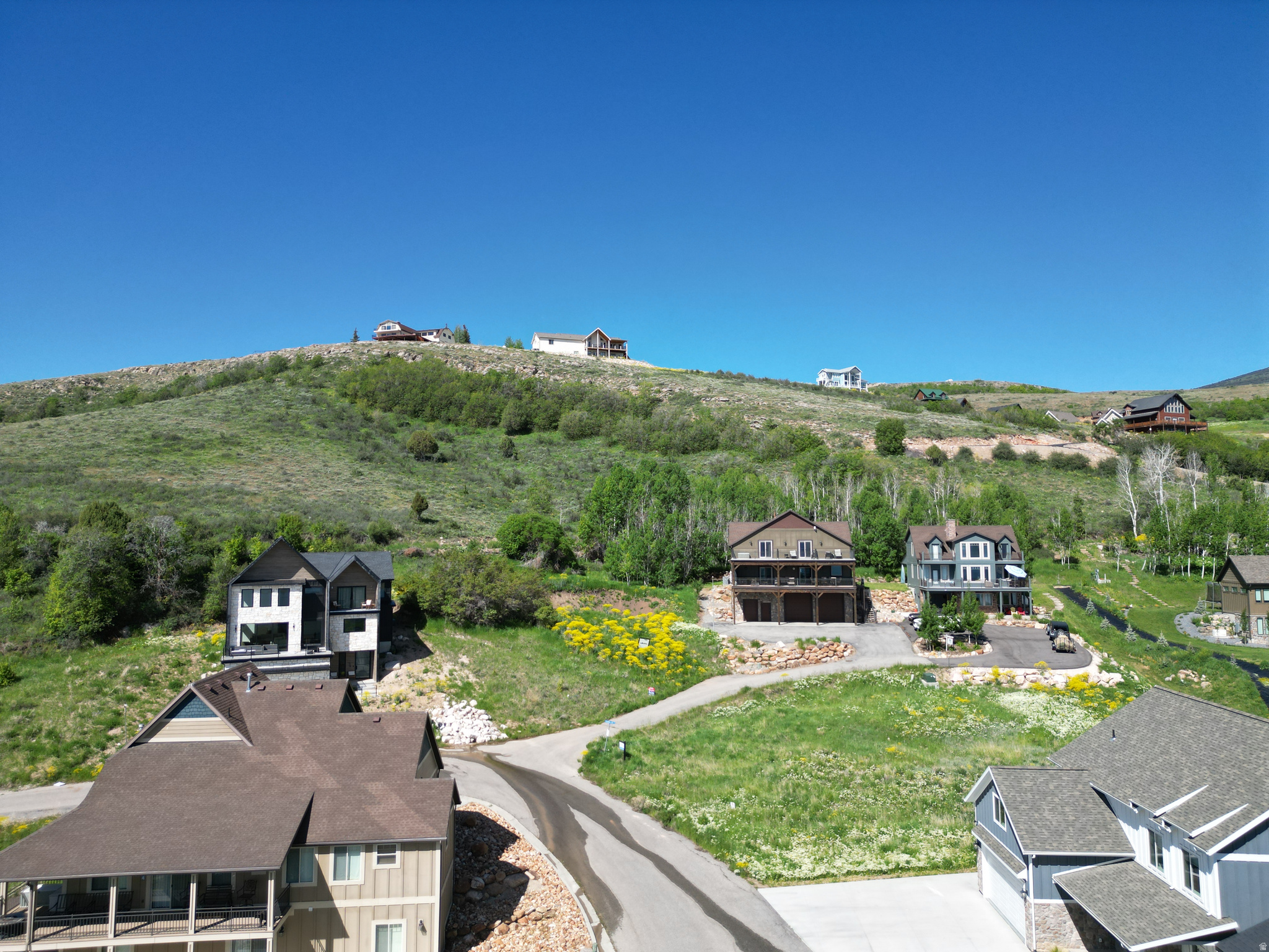 LOCHWOOD ESTATES - Residential