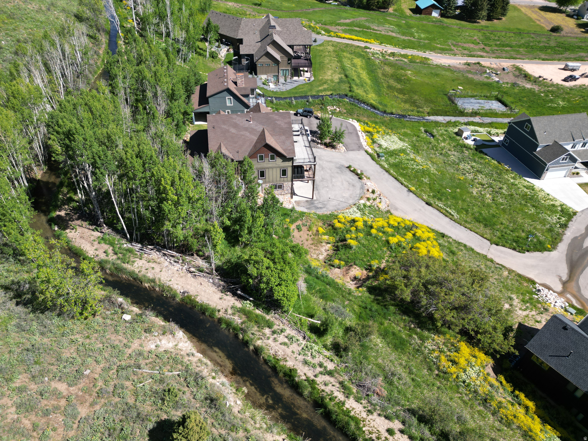 LOCHWOOD ESTATES - Residential