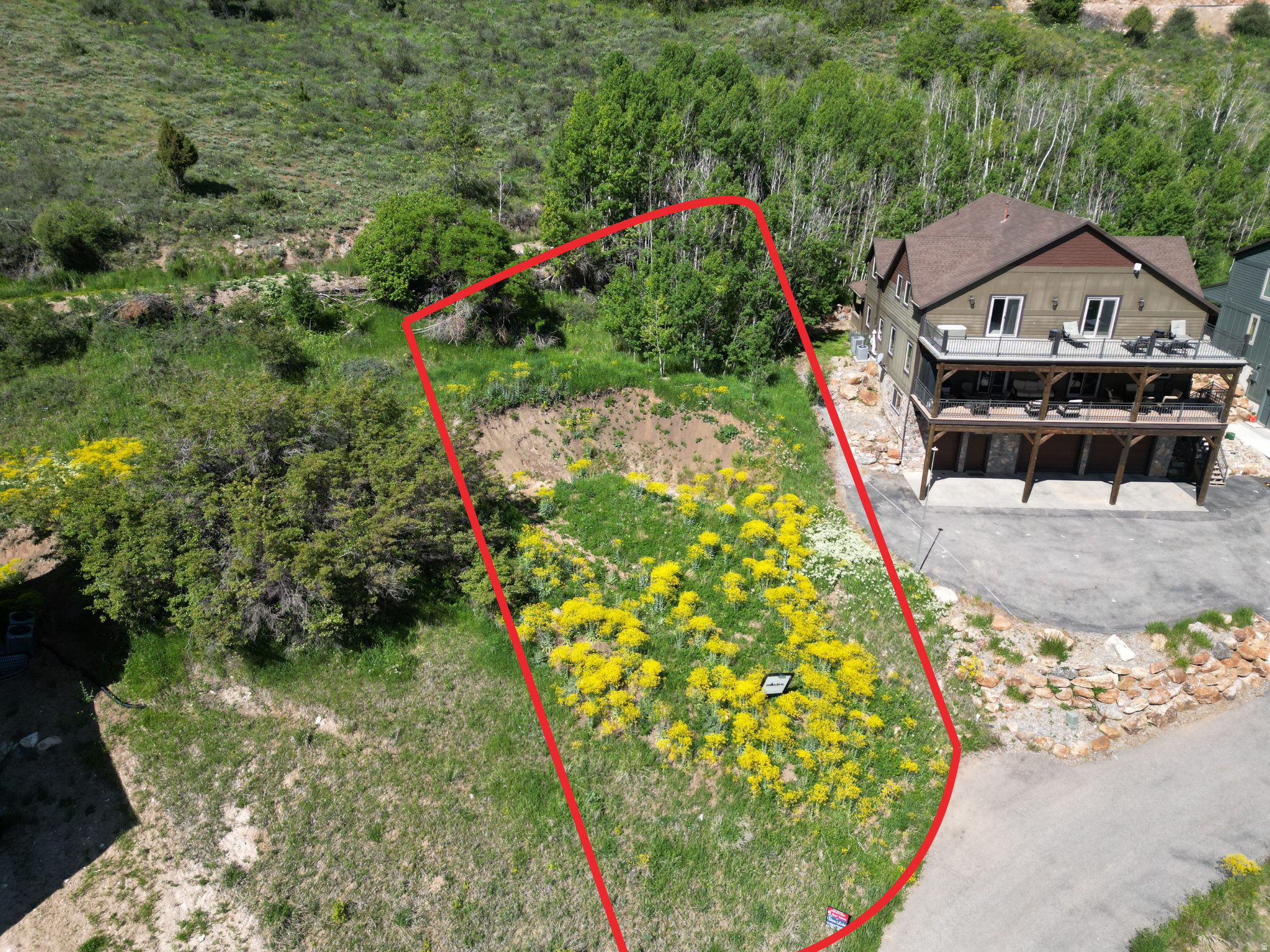 LOCHWOOD ESTATES - Residential