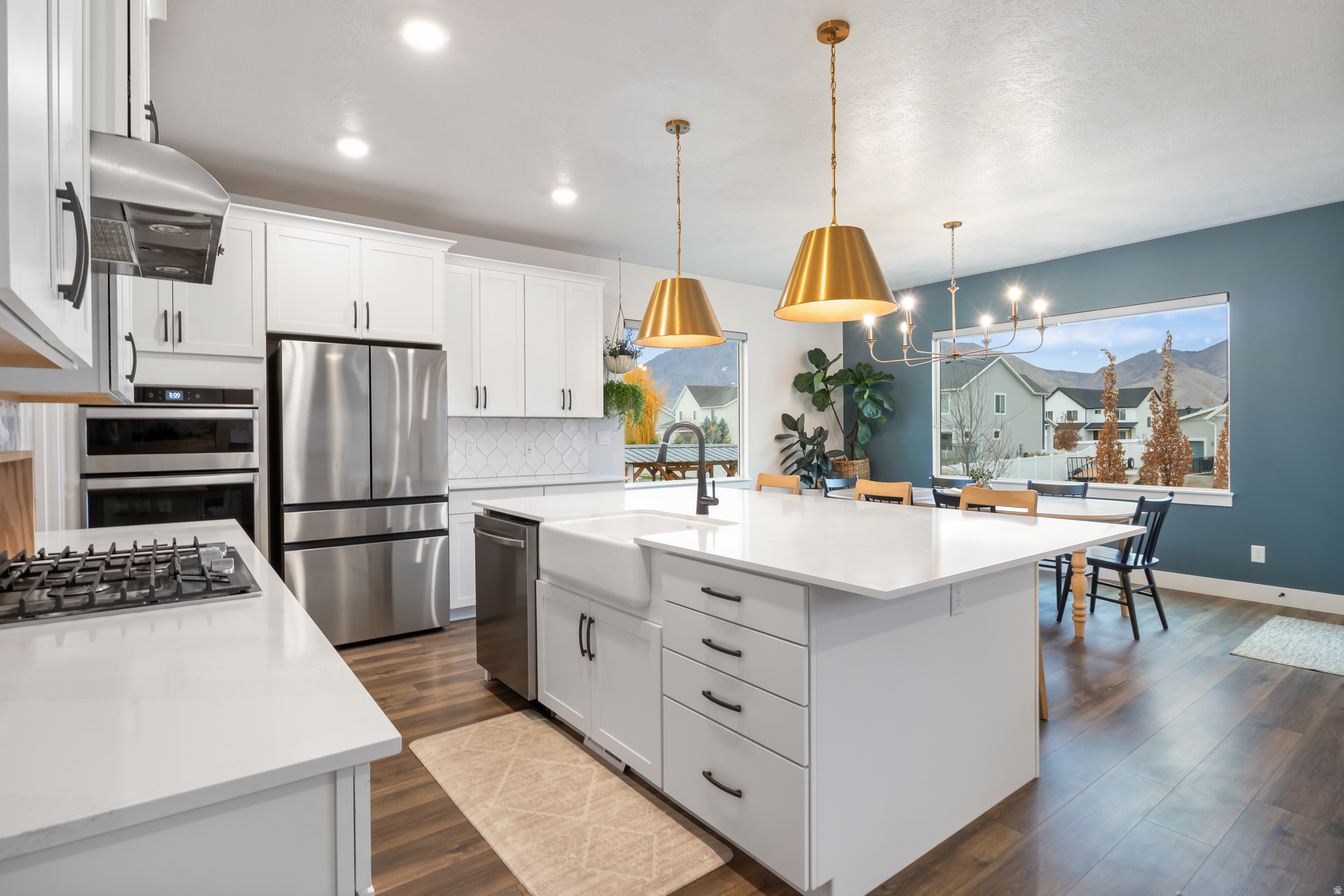 MAPLETON GROVE - Residential