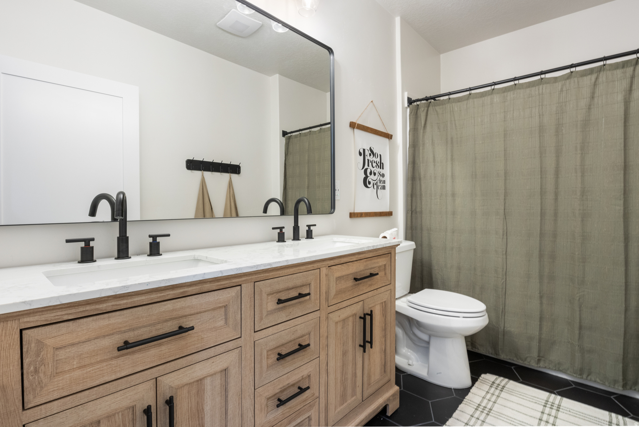 MAPLETON GROVE - Residential