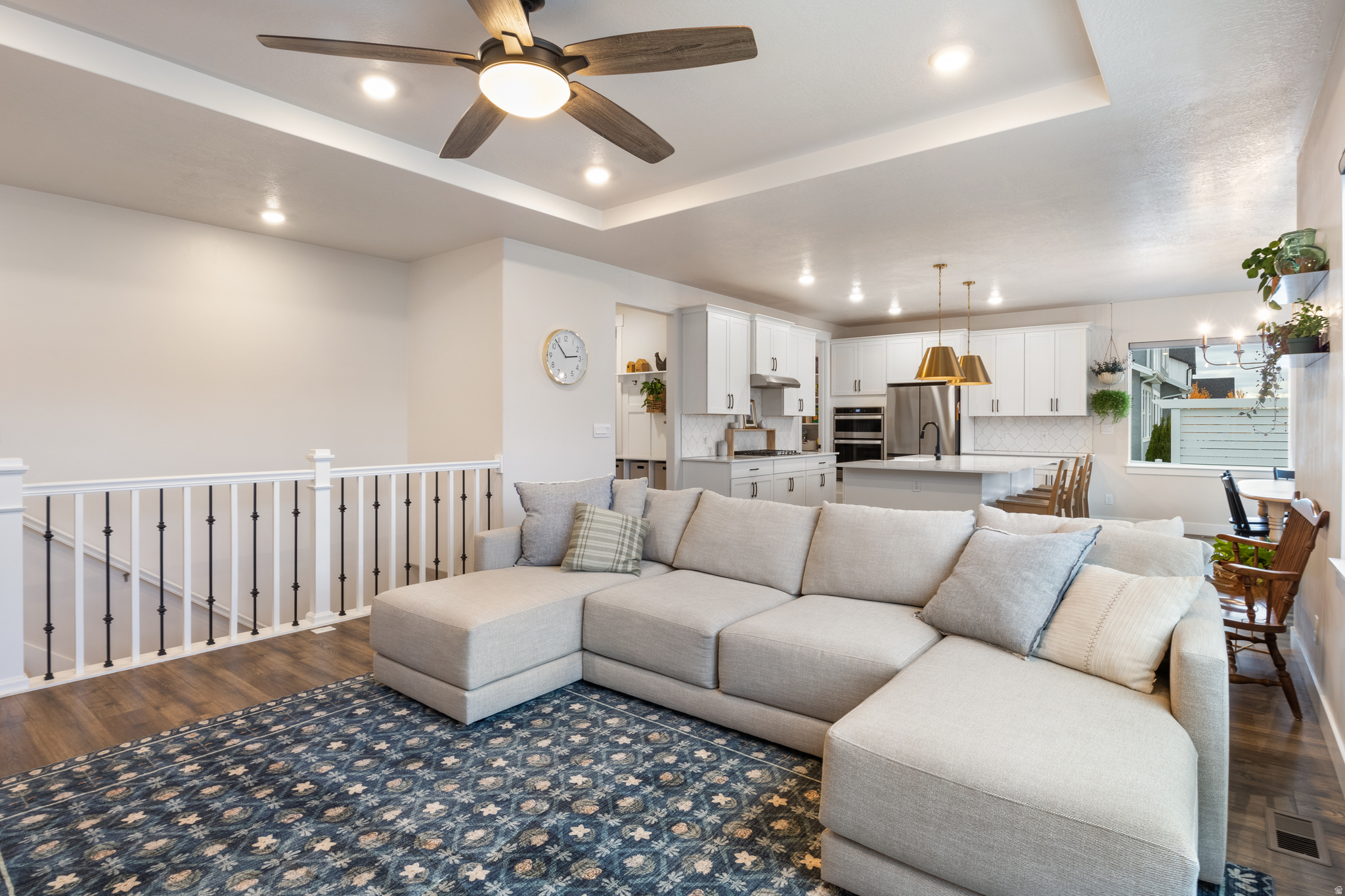 MAPLETON GROVE - Residential