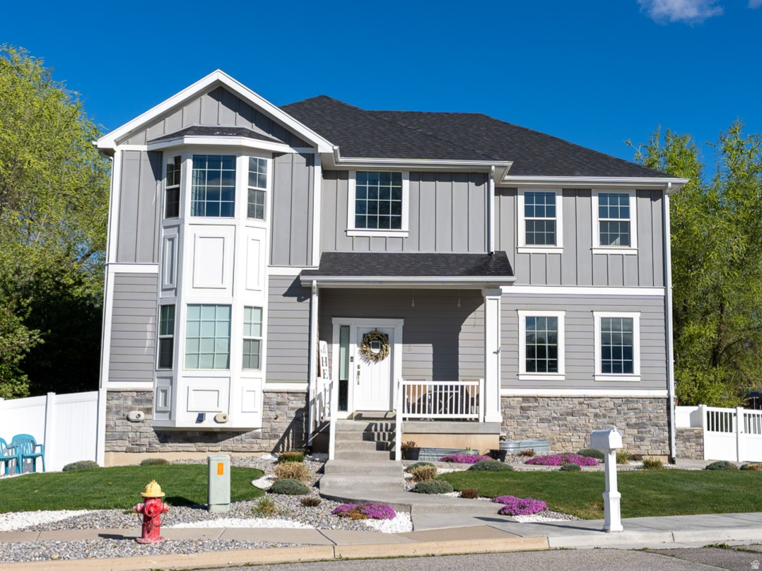 ROSEWOOD - Residential