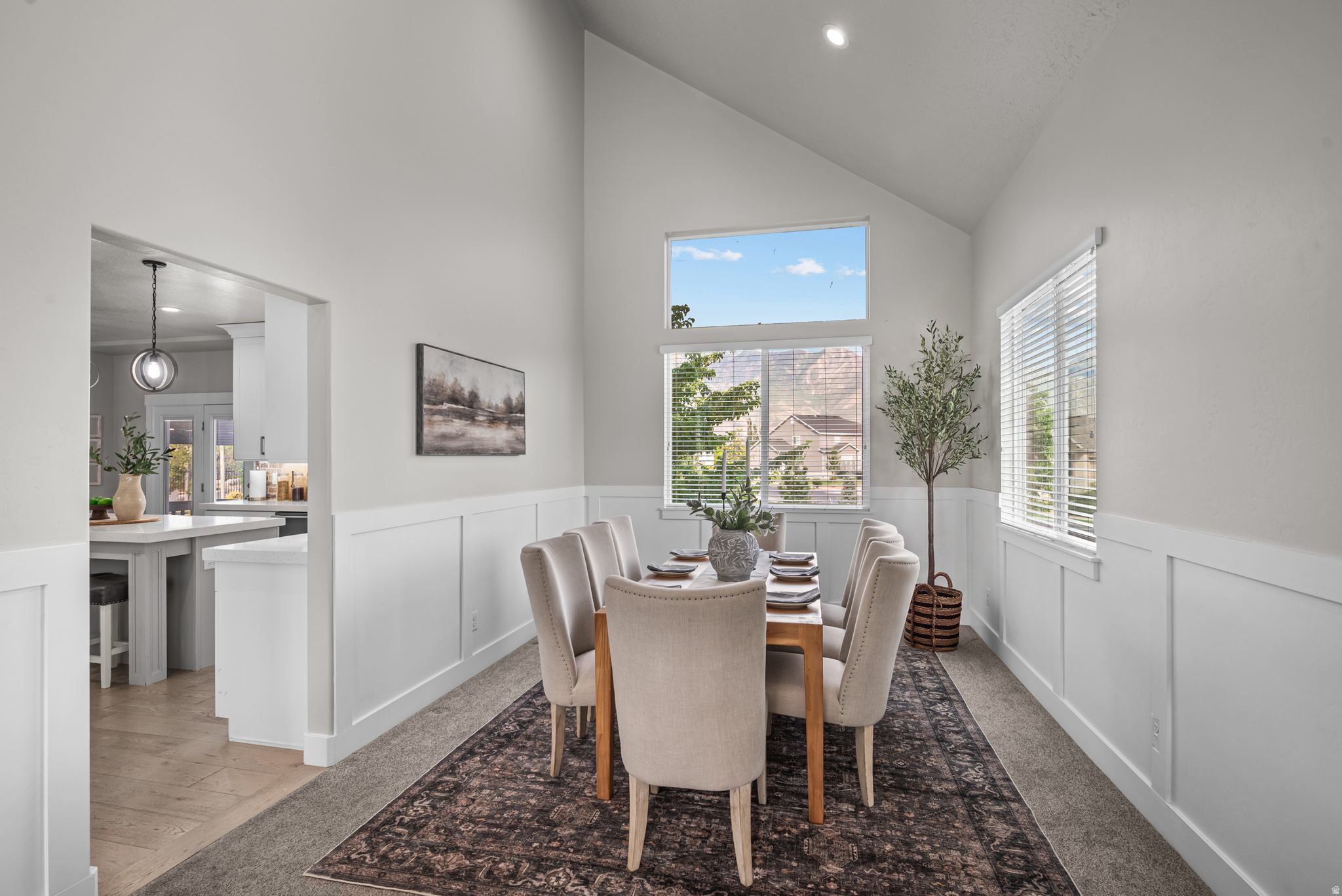 BEACON HILL THE HIGHLANDS - Residential