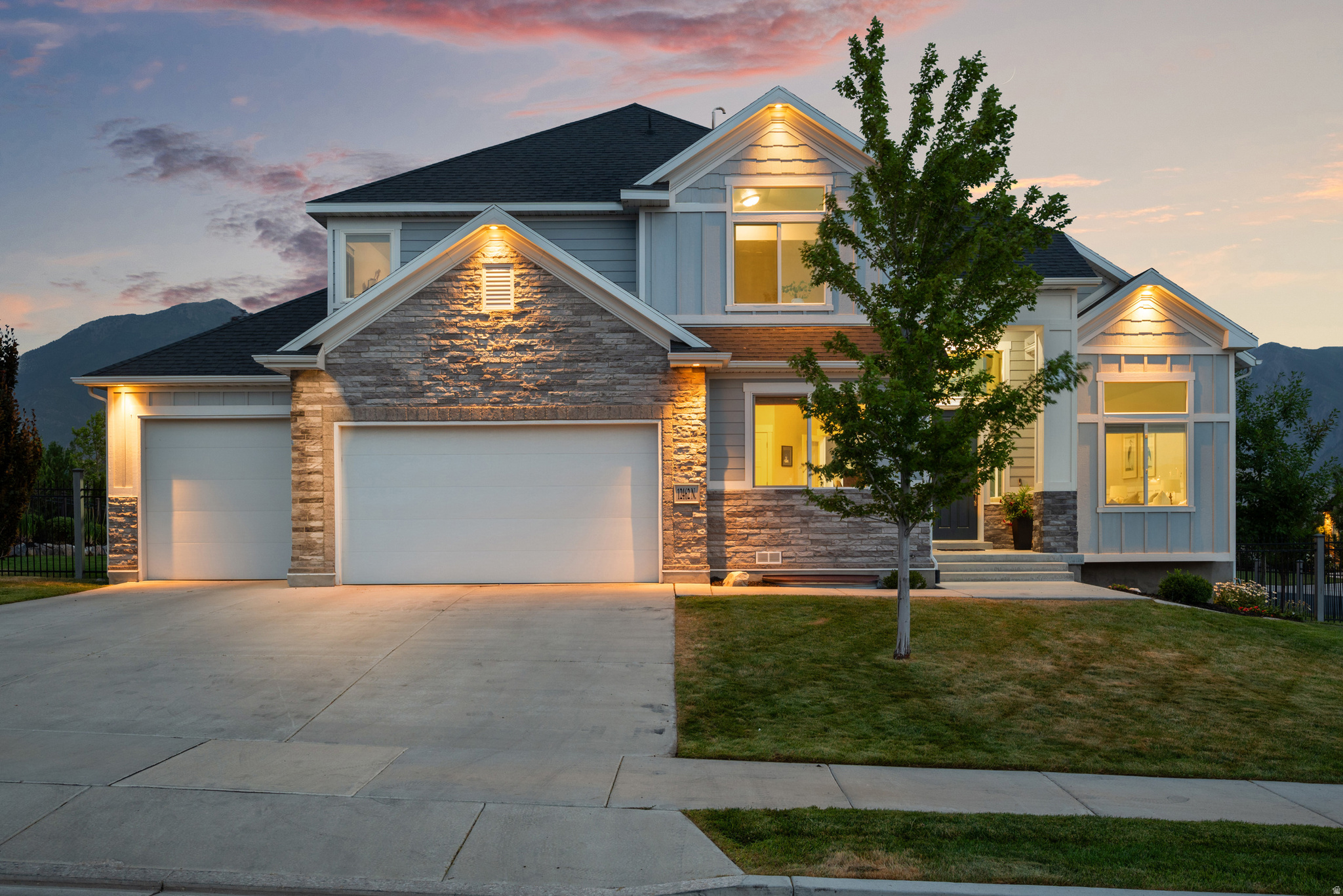 BEACON HILL THE HIGHLANDS - Residential