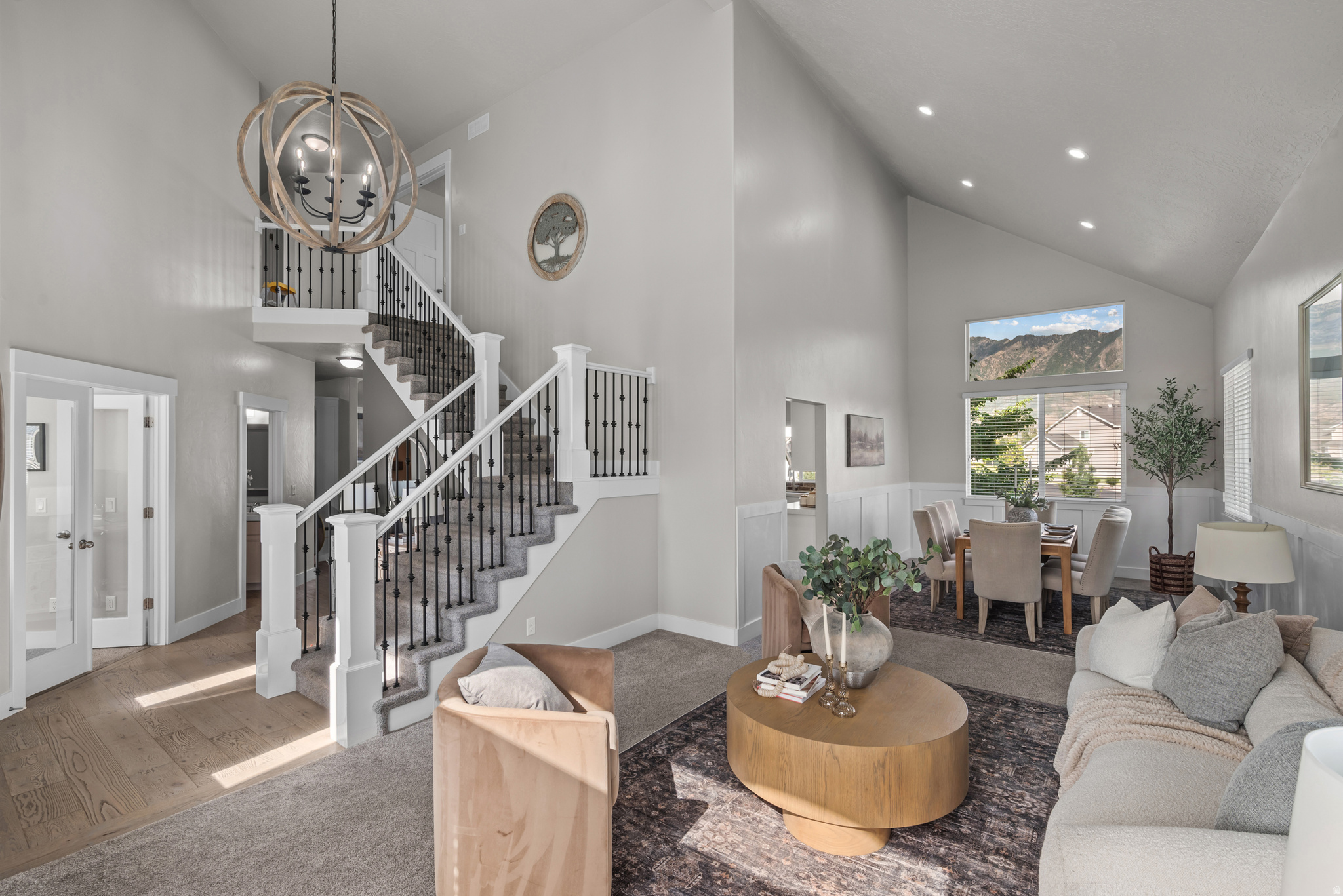 BEACON HILL THE HIGHLANDS - Residential