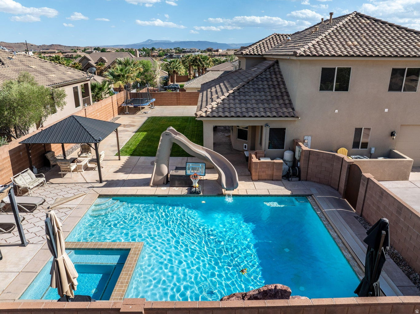 JEDORA ESTATES 1 - Residential