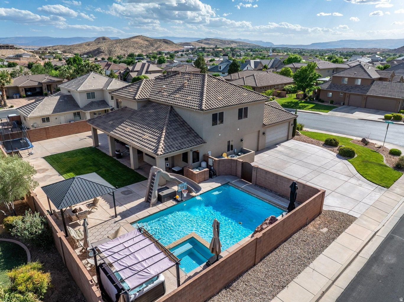 JEDORA ESTATES 1 - Residential