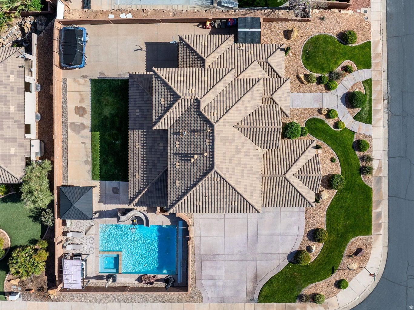 JEDORA ESTATES 1 - Residential