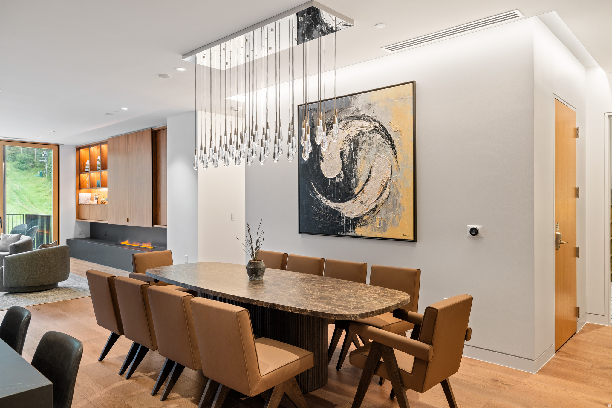 FOUNDERS PLACE - Residential