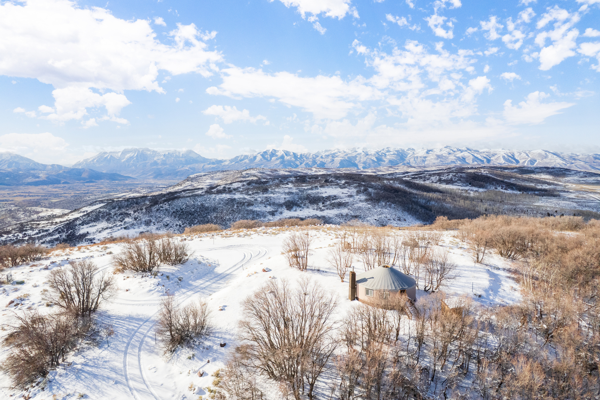 WOLF CREEK - Land