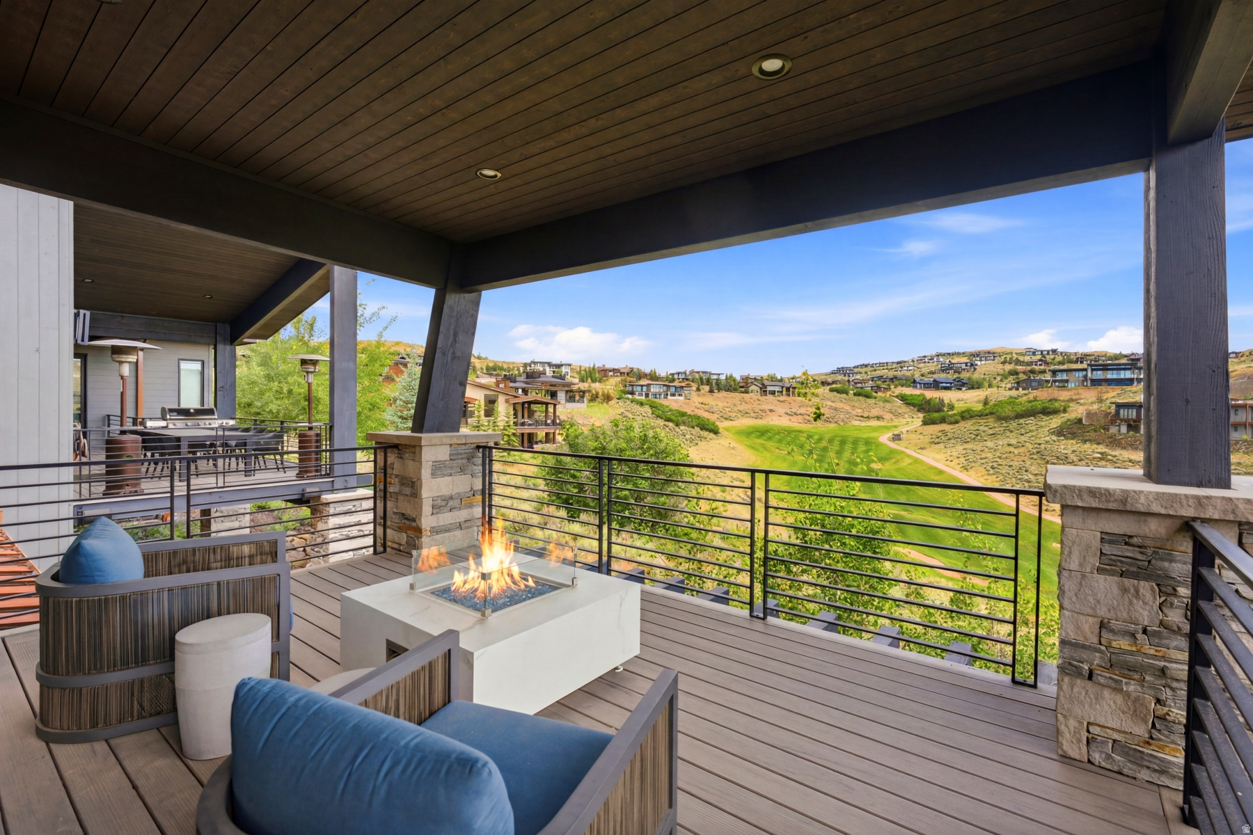 PROMONTORY RIDGE PHASE 1 SUBDIVISION - Residential