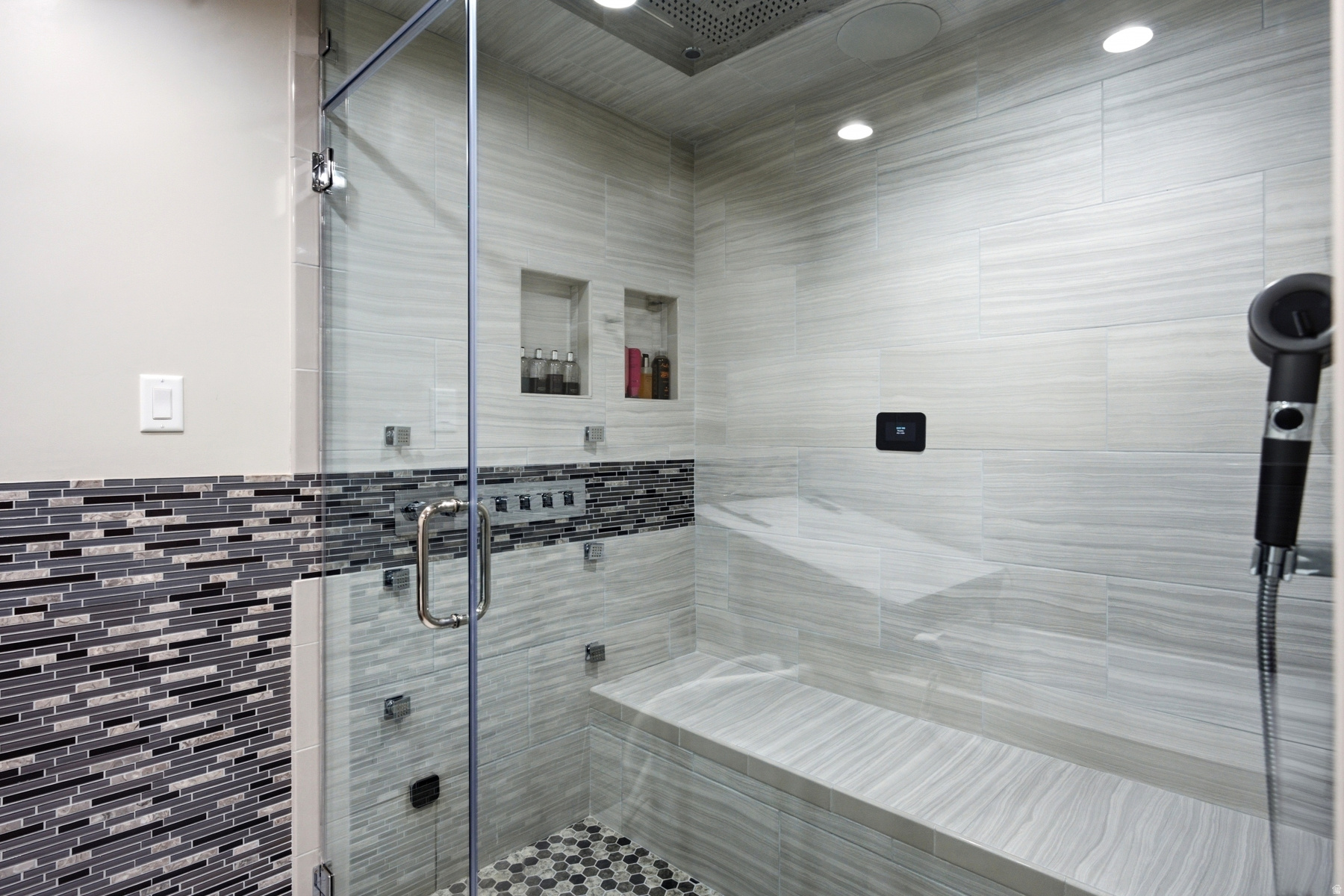 PROMONTORY RIDGE PHASE 1 SUBDIVISION - Residential